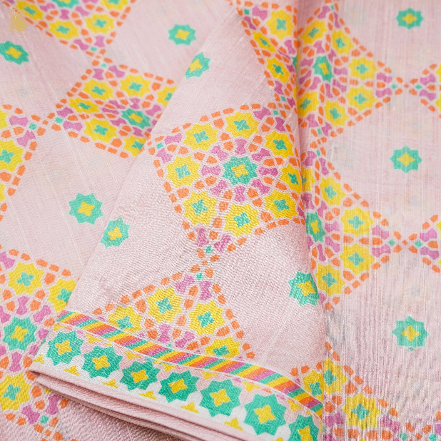 NILUFER -Oyster Pink Pure Raw Silk Print Saree - Khinkhwab