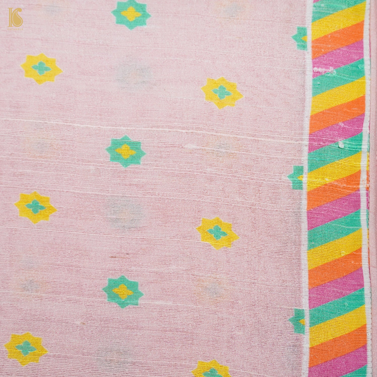 NILUFER -Oyster Pink Pure Raw Silk Print Saree - Khinkhwab