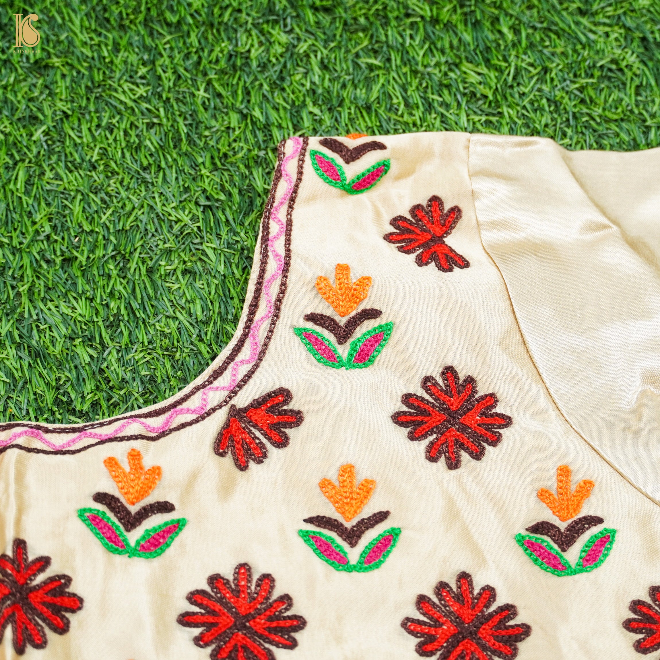White Pure Mashru Silk Stitched Blouse with Kutchi Embriodery - Khinkhwab