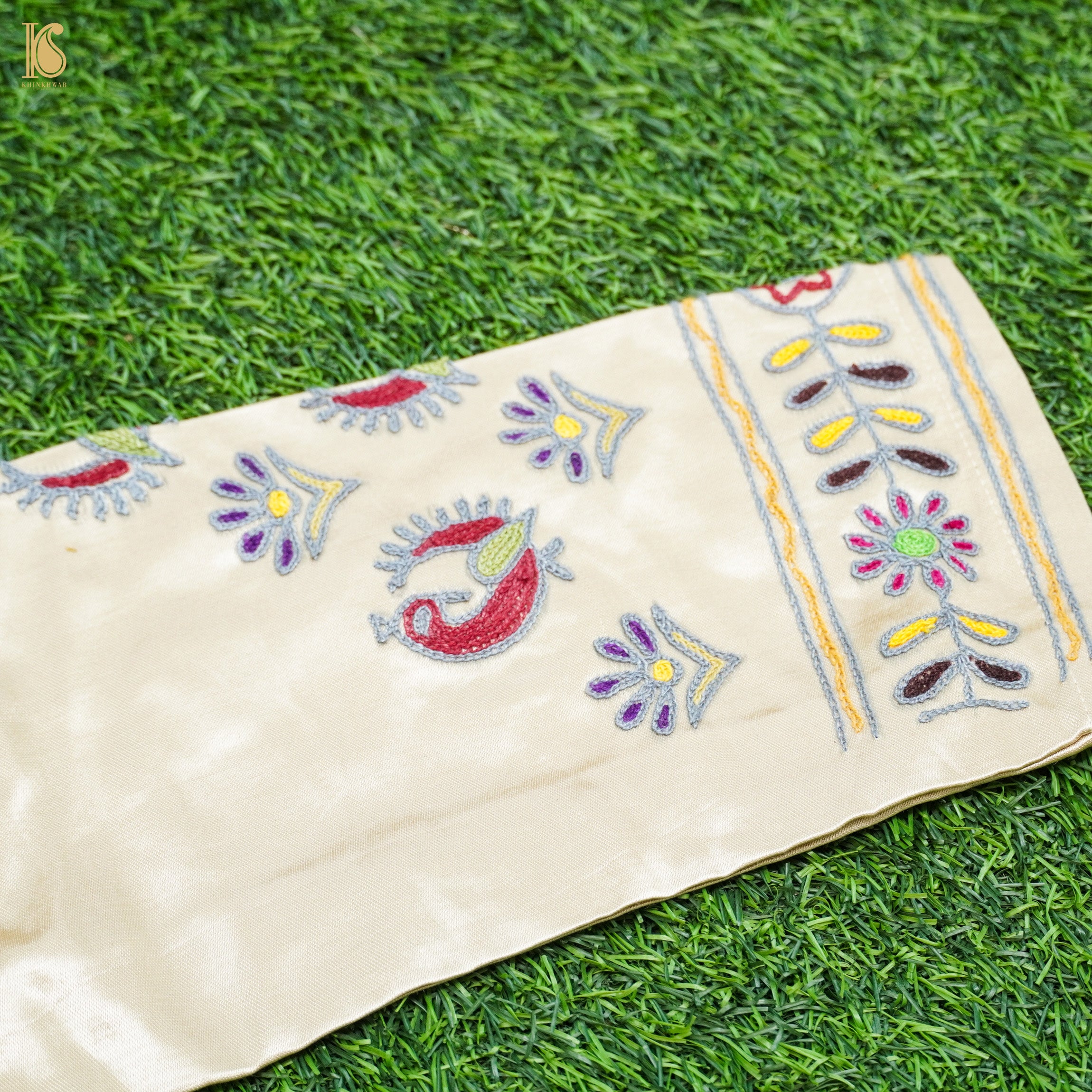 White Pure Mashru Silk Stitched Blouse with Kutchi Embriodery - Khinkhwab