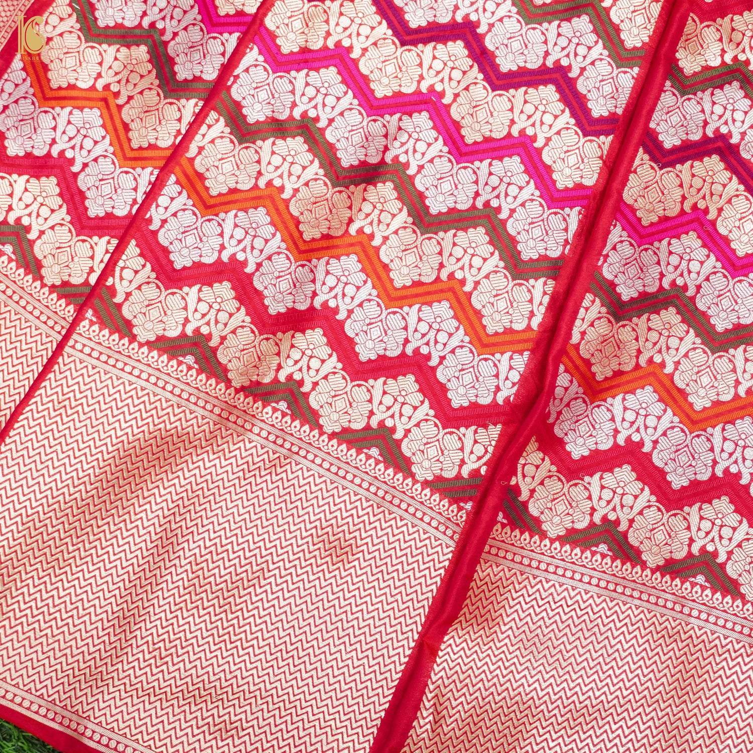 Pure Katan Silk Handloom Banarasi Kalidar Rangkat Lehenga - Khinkhwab