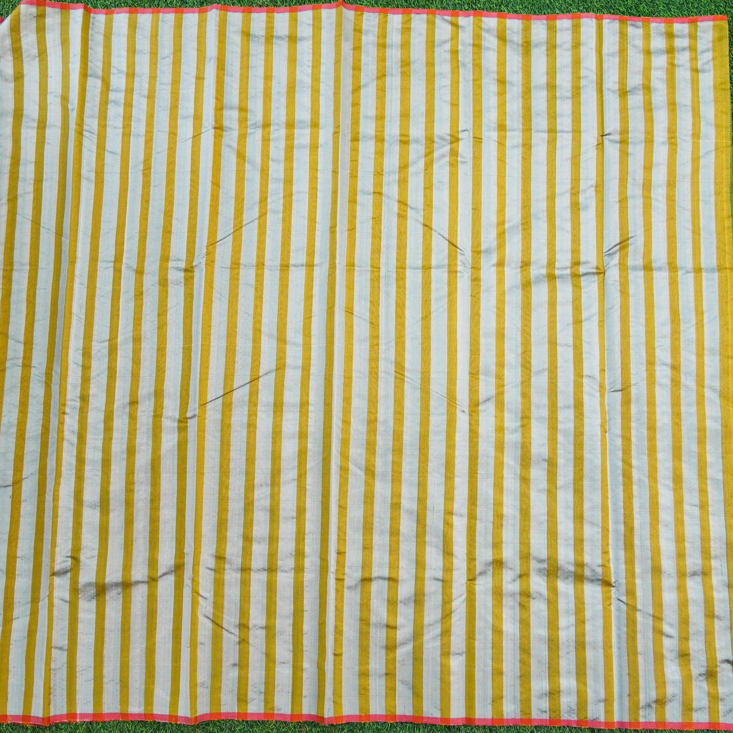 Handwoven Highland Green Pure Chanderi Silk Stripes Saree - Khinkhwab