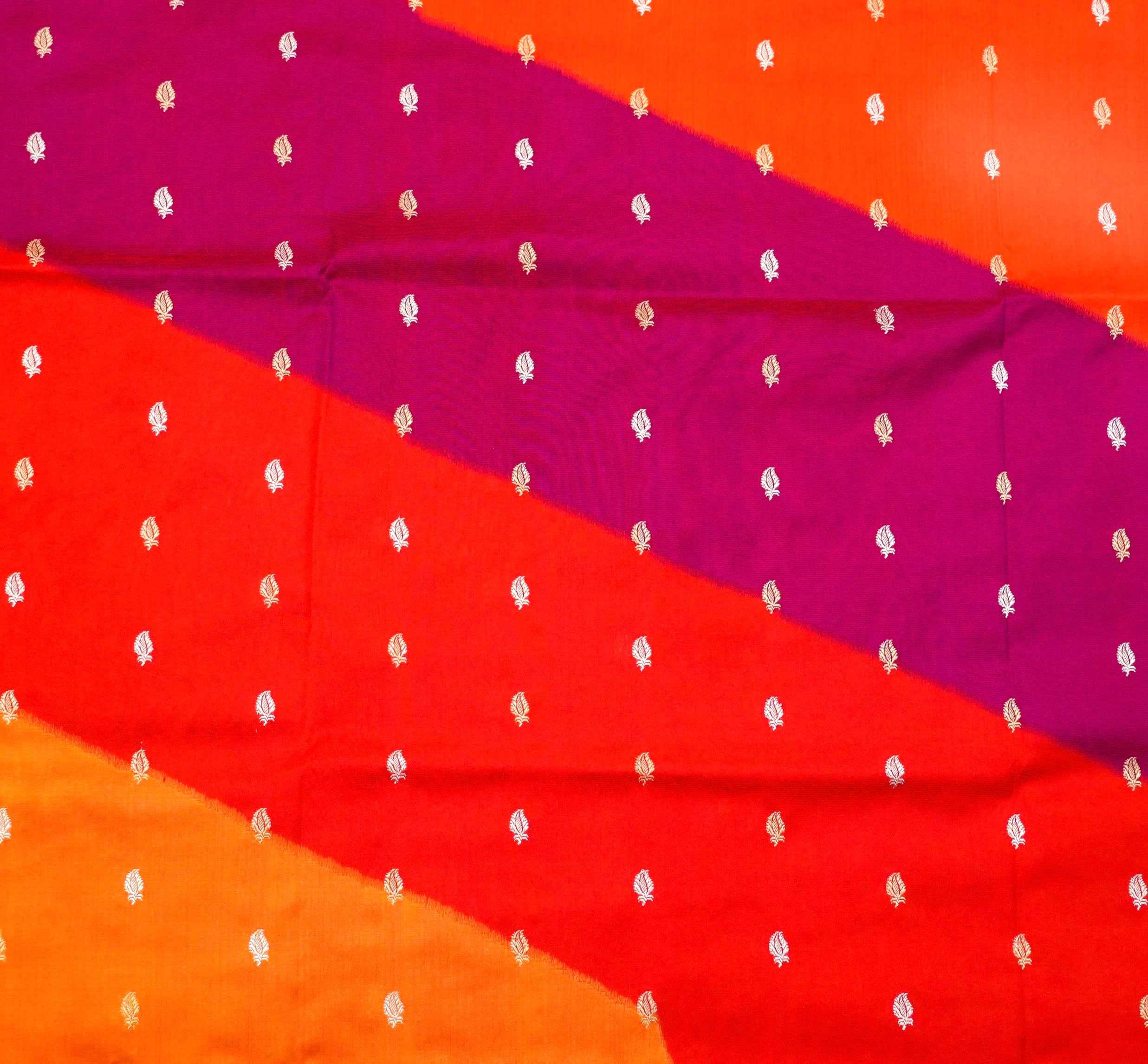 Red Pure Katan Silk Handloom Banarasi Kadwa Rangkat Dupatta - Khinkhwab