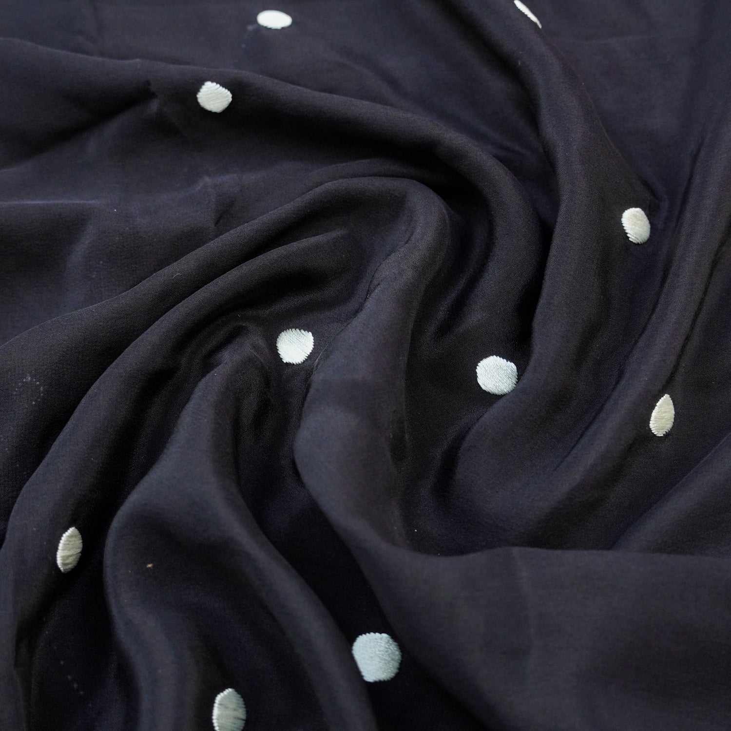 Handcrafted Parsi Gara Pure Crepe Swan Kurta Fabric - Khinkhwab