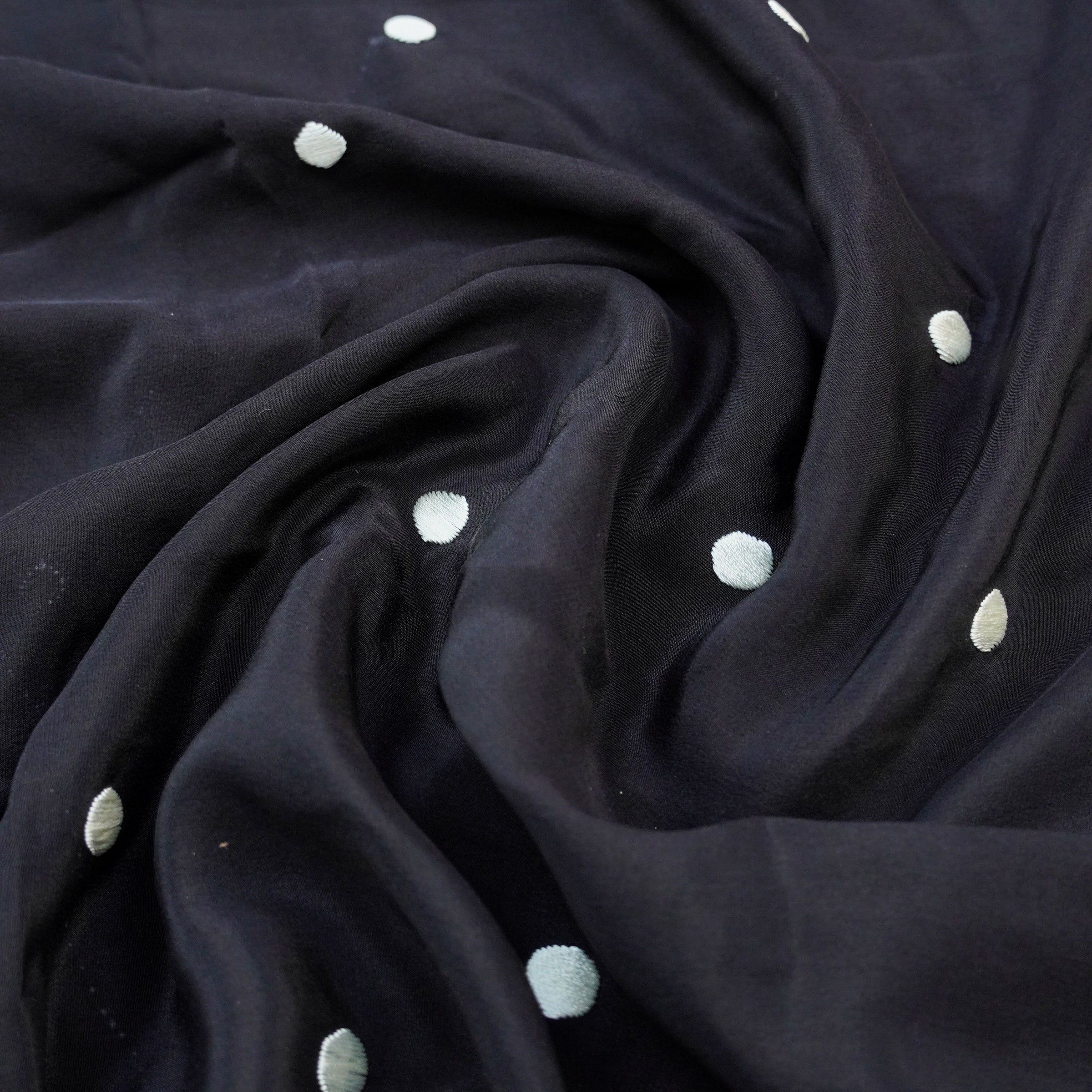 Handcrafted Parsi Gara Pure Crepe Swan Kurta Fabric - Khinkhwab