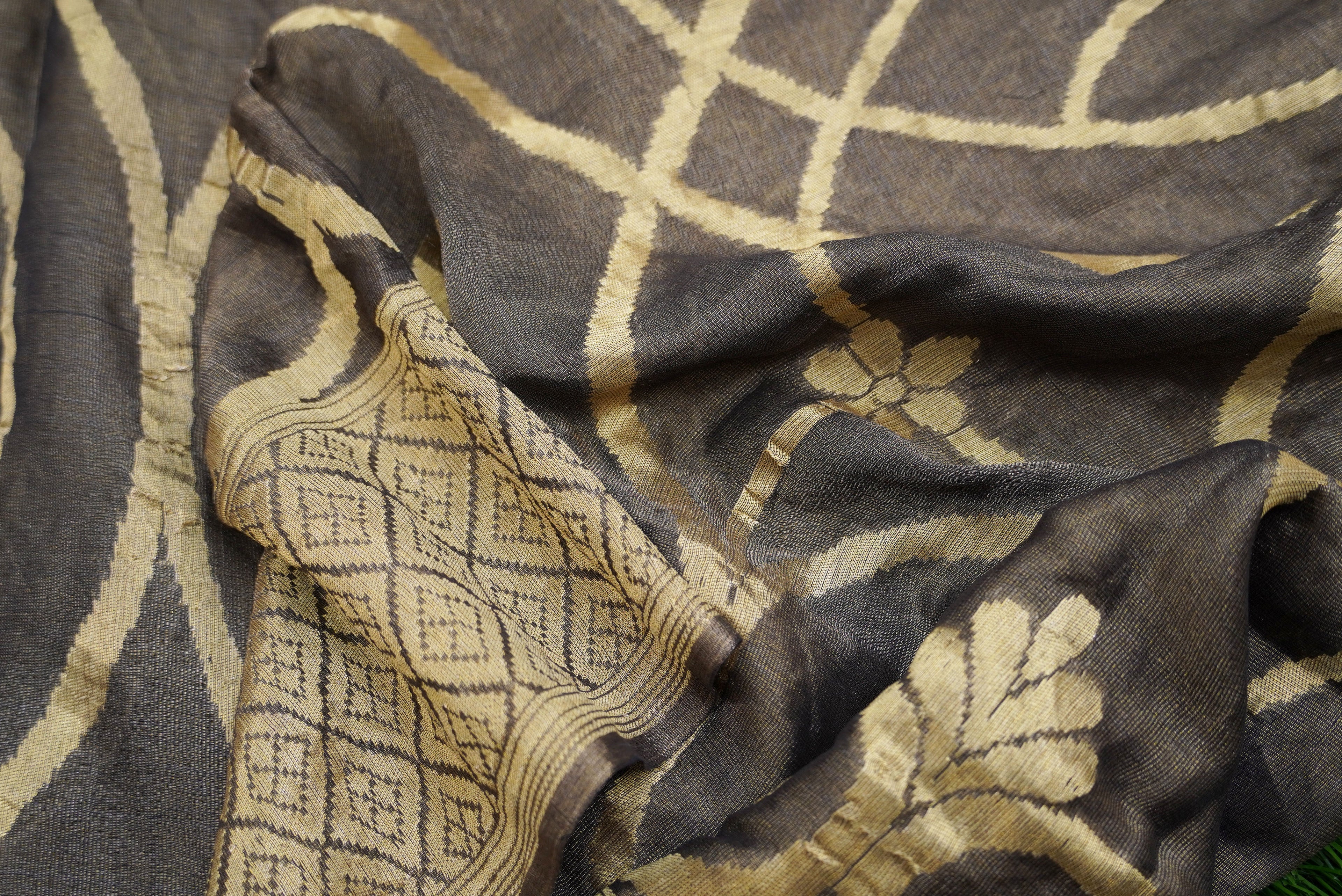 Grey Pure Georgette Handloom Banarasi Dupatta - Khinkhwab