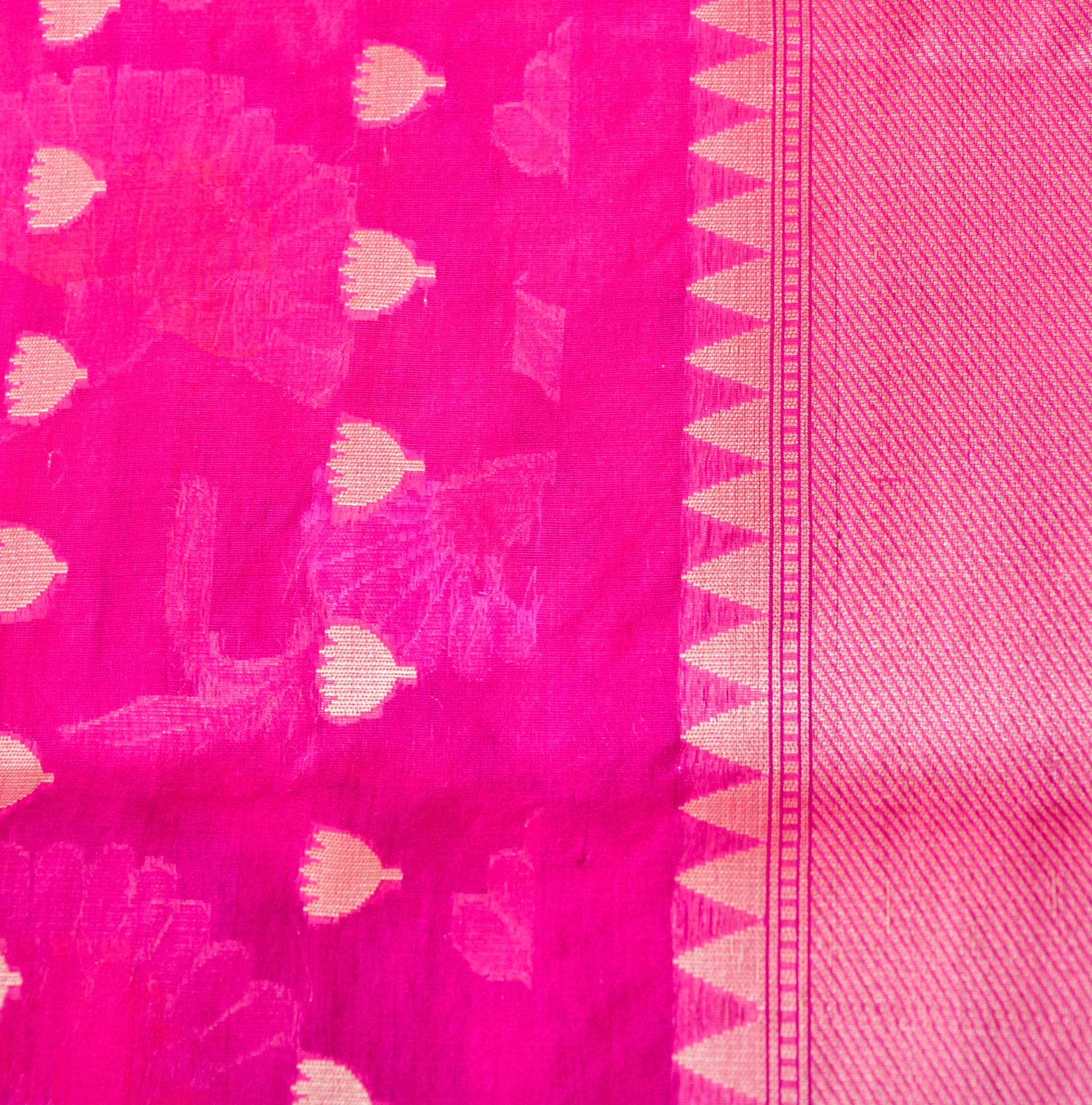 Pink & Red Pure Kora Handloom Banarasi Jaal Saree - Khinkhwab