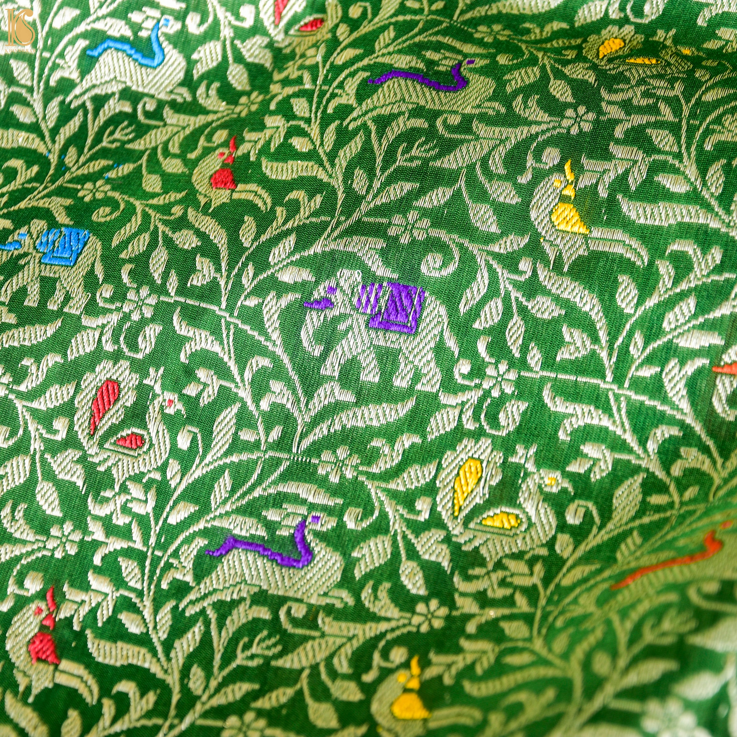 Handwoven Japanese Laurel Green Pure Katan Silk Banarasi Shikargah Fabric - Khinkhwab