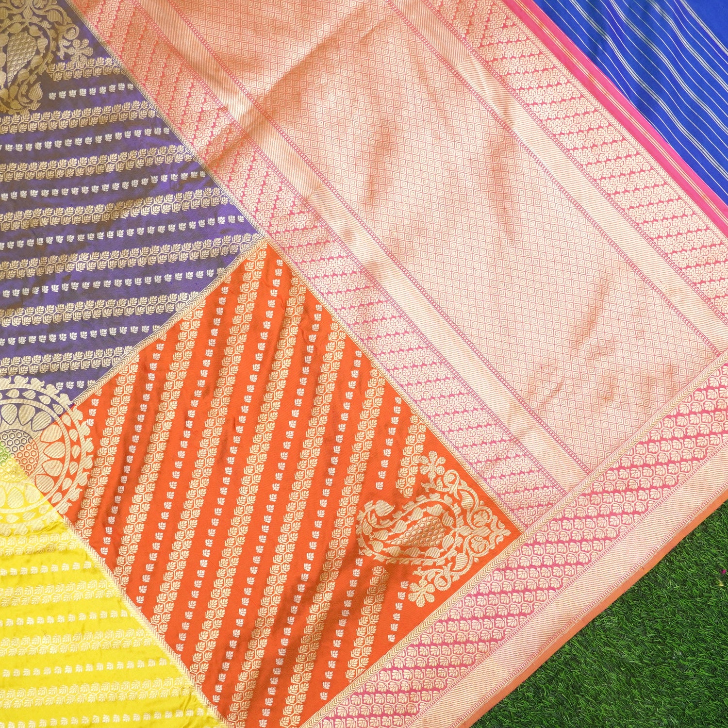 Blue Handwoven Pure Katan Silk Chauki Rangkat Banarasi Saree - Khinkhwab