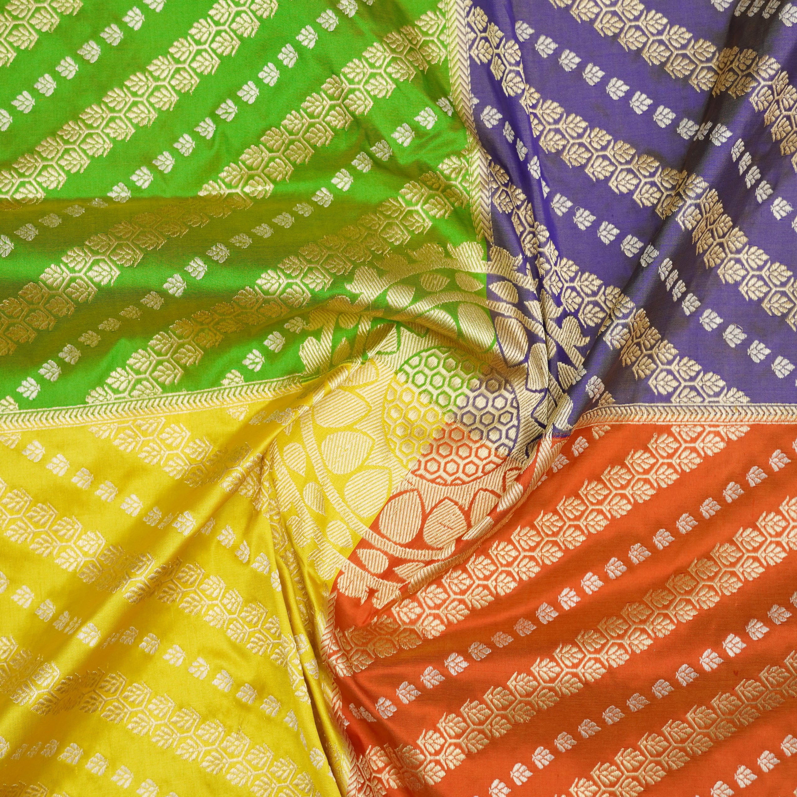 Blue Handwoven Pure Katan Silk Chauki Rangkat Banarasi Saree - Khinkhwab