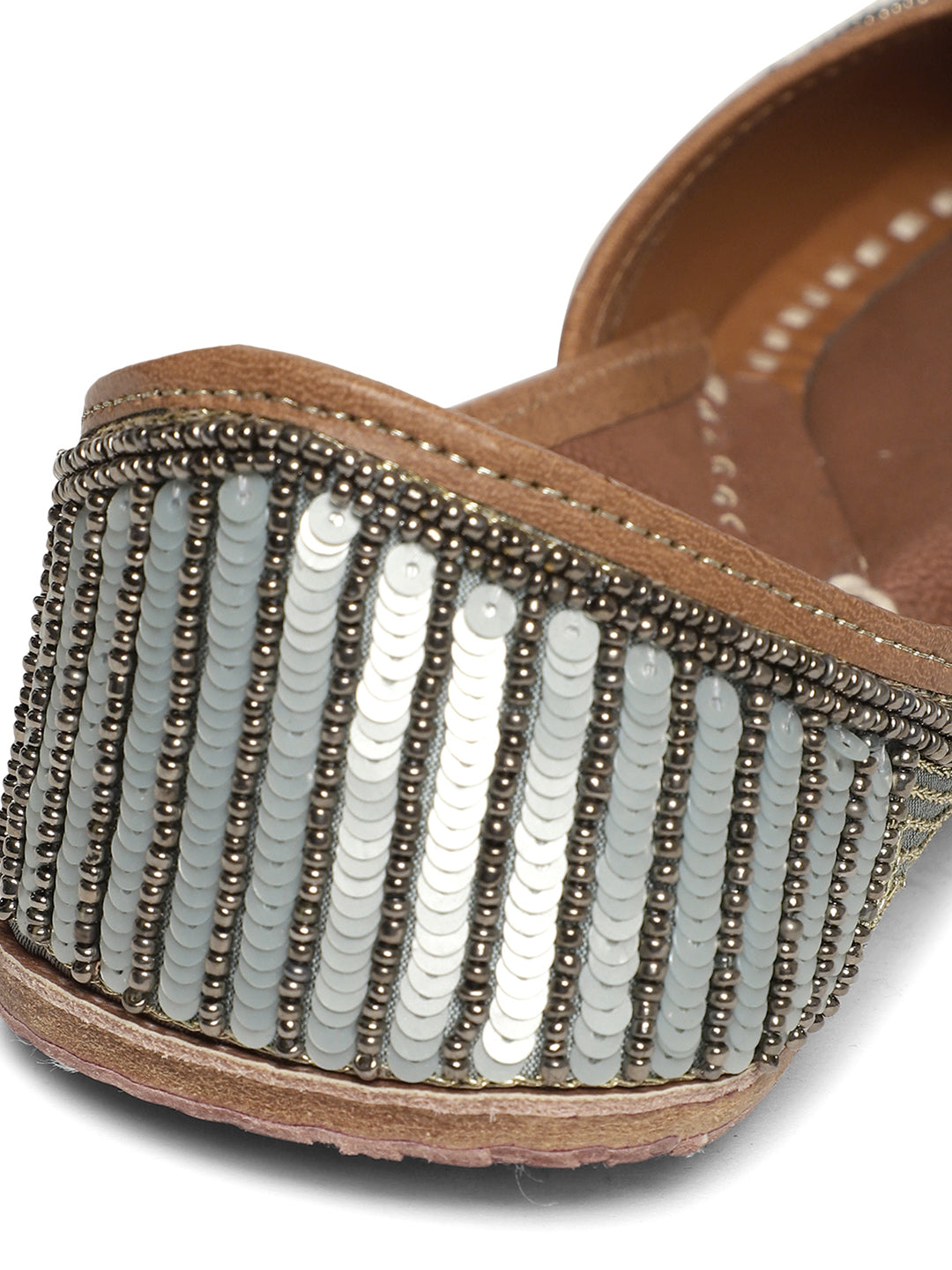 Handcrafted Silver Punjabi Jutti with Sequence Work - Khinkhwab