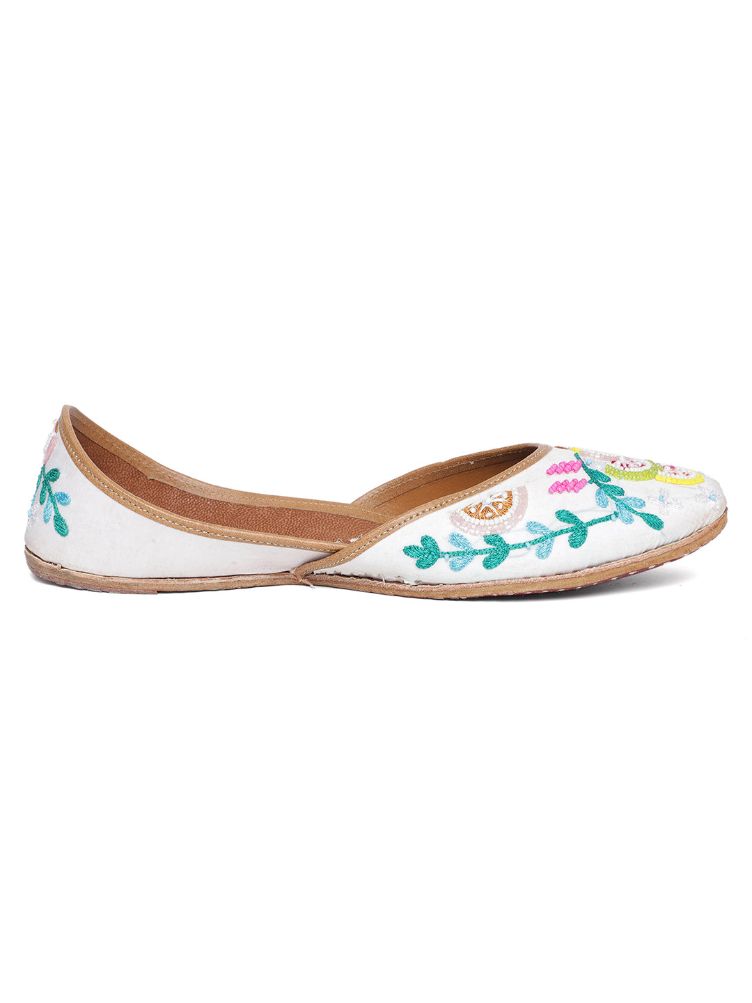 Handcrafted White Punjabi Jutti with Multicolor Embellishment - Khinkhwab