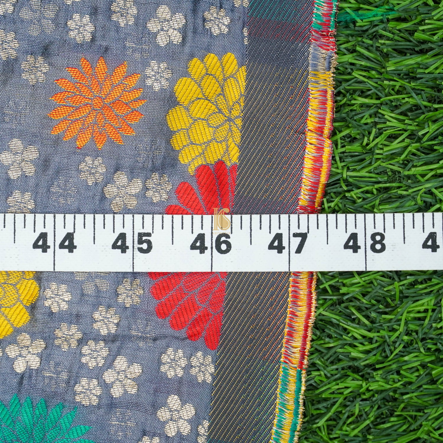 Grey Banarasi Semi Silk Fabric - Khinkhwab