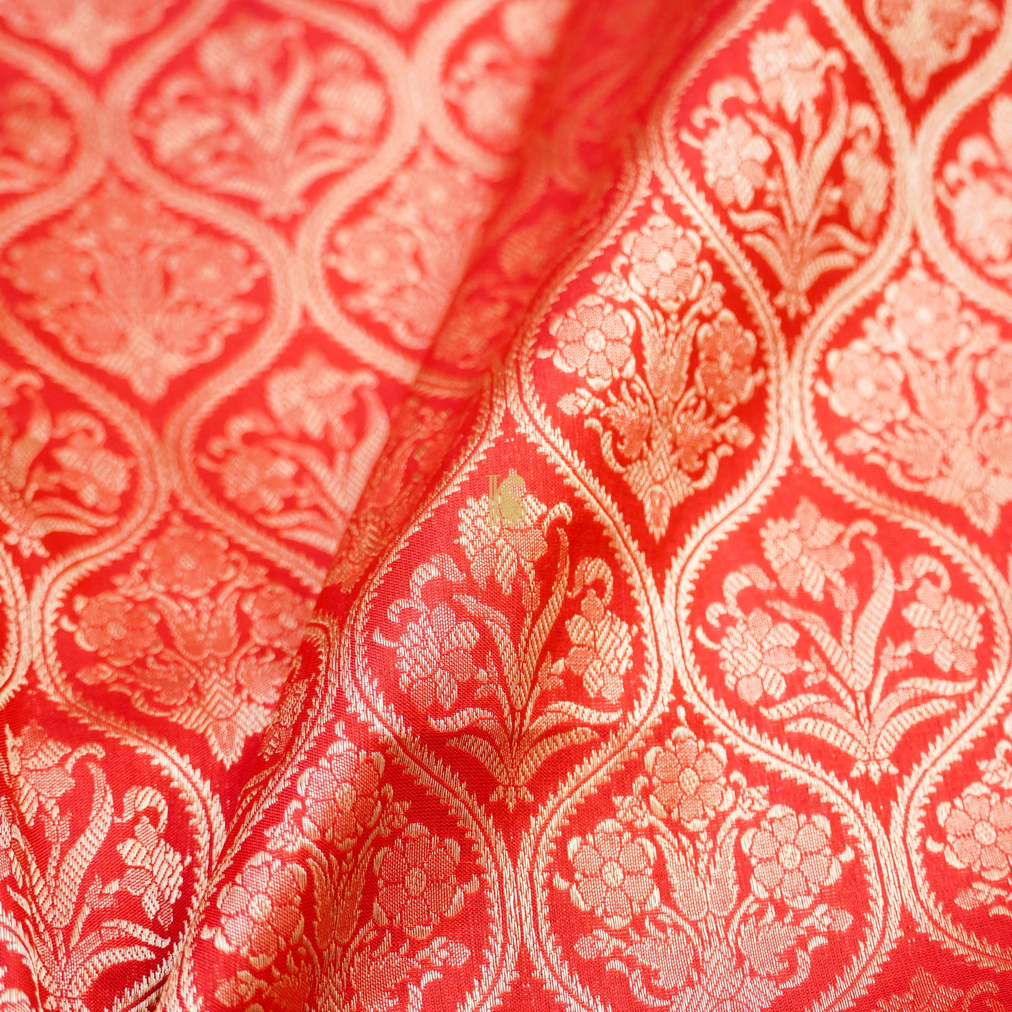 Alizarin Red Pure Katan Silk Handloom Banarasi Zari Tanchoi Saree - Khinkhwab