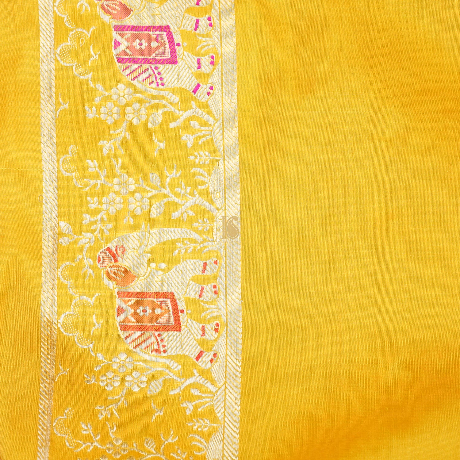 Red Handloom Banarasi Katan Silk Haathi Ghoda Saree - Khinkhwab
