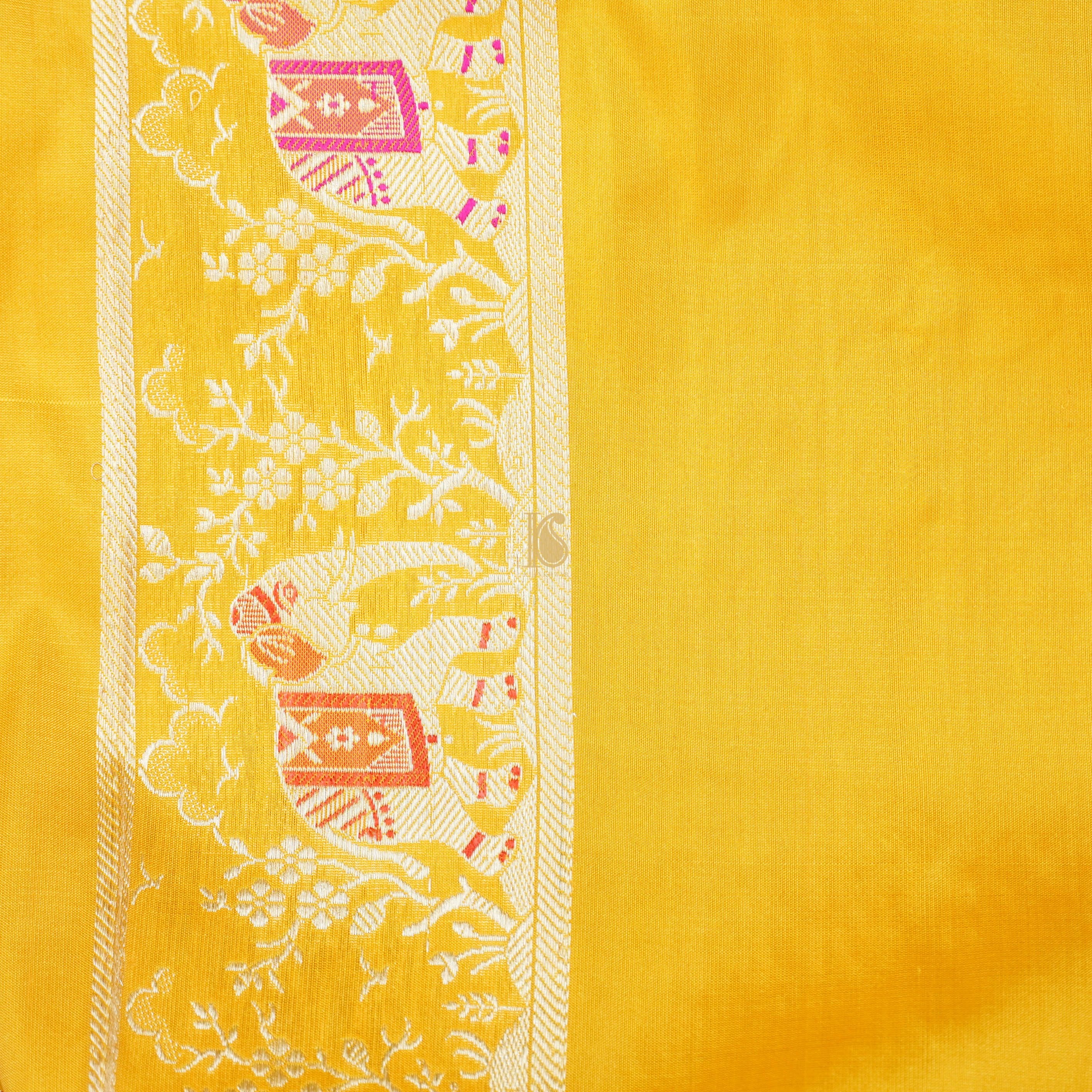 Red Handloom Banarasi Katan Silk Haathi Ghoda Saree - Khinkhwab
