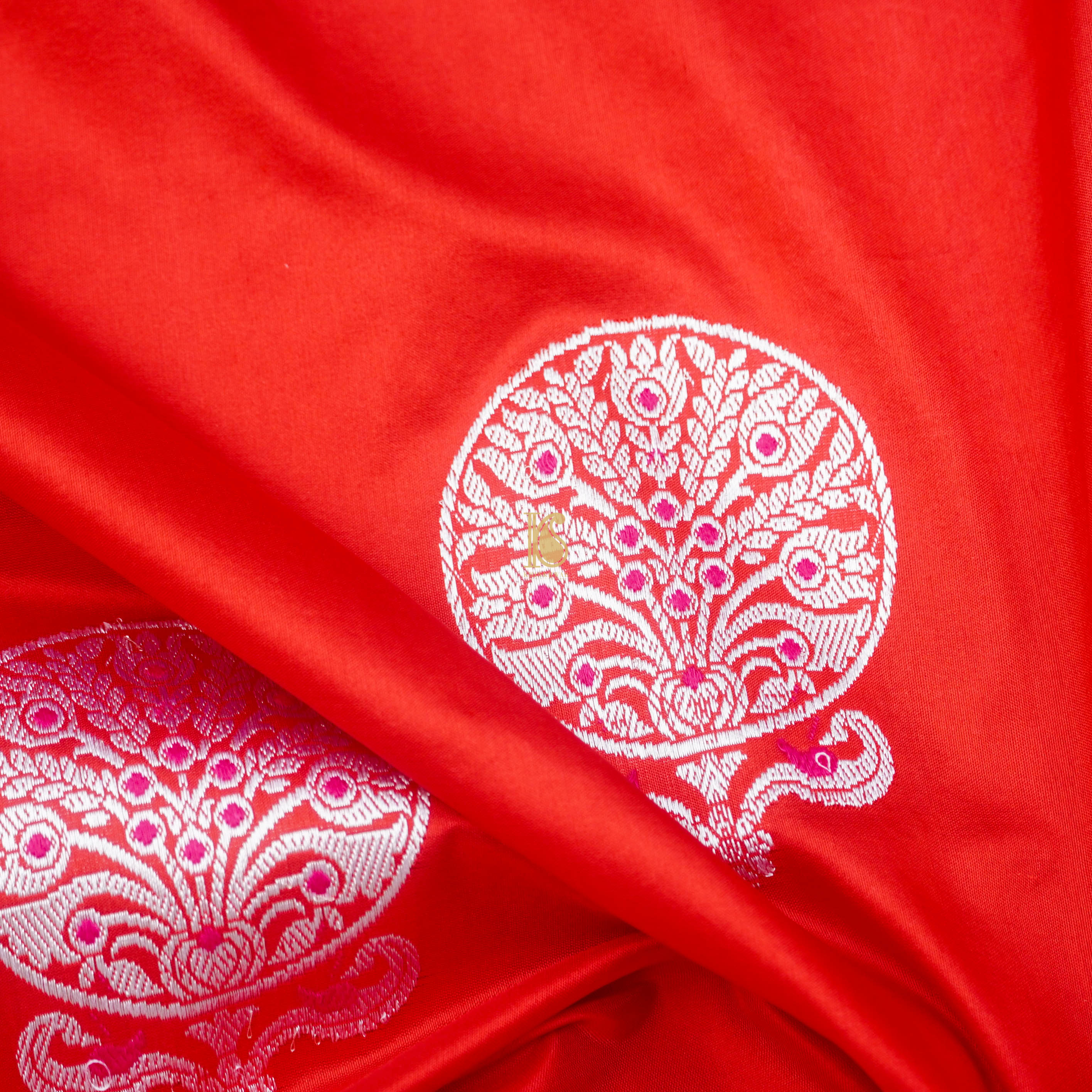 Red Pure Katan Silk Handloom Kadwa Boota Banarasi Dupatta - Khinkhwab