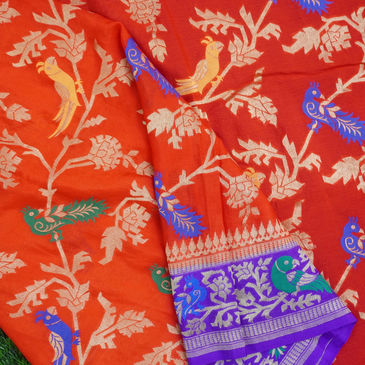 Red & Purple Pure Georgette Birds Banarasi Saree - Khinkhwab