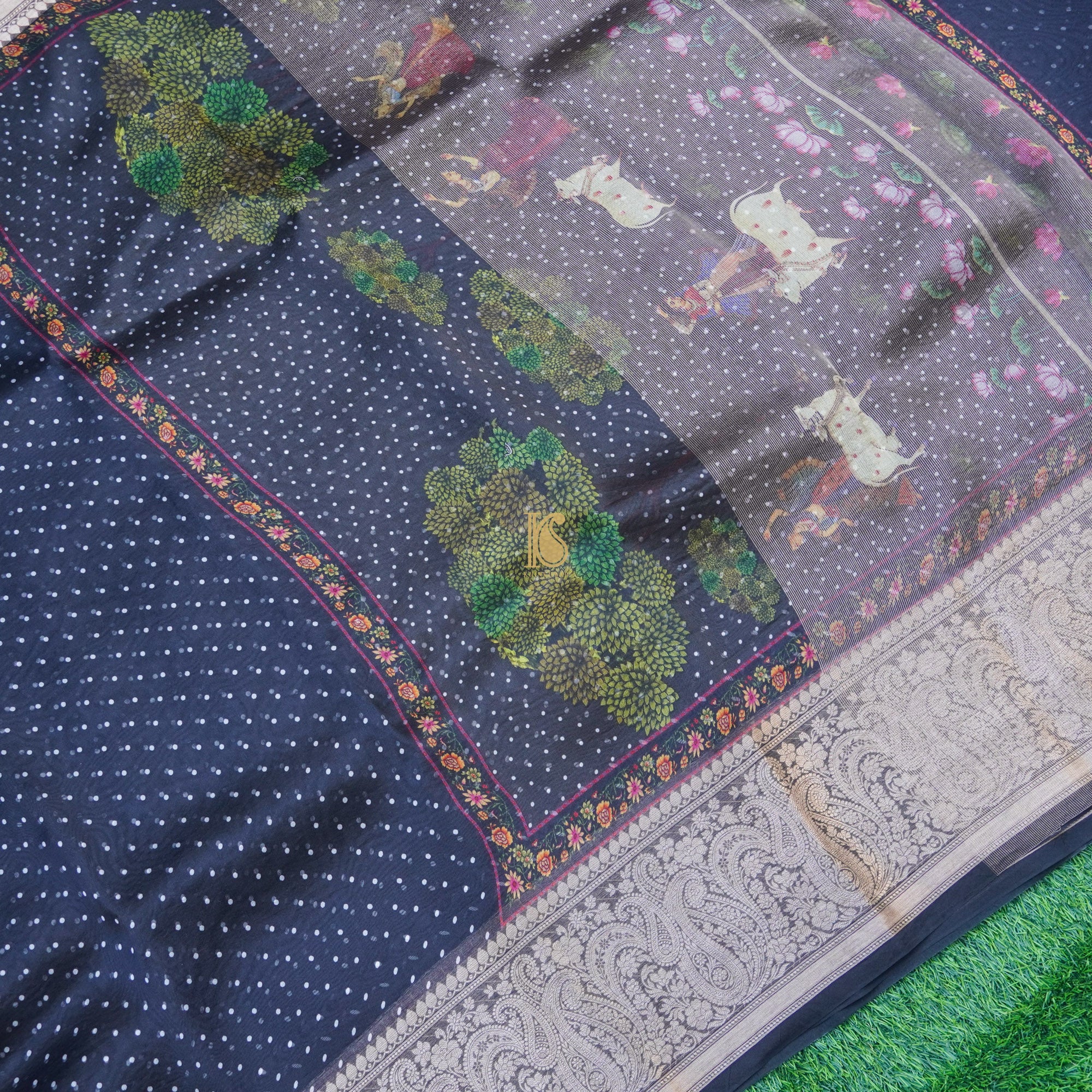Lucky Point Organza Silk Pichwai Print Banarasi Border Saree - Khinkhwab