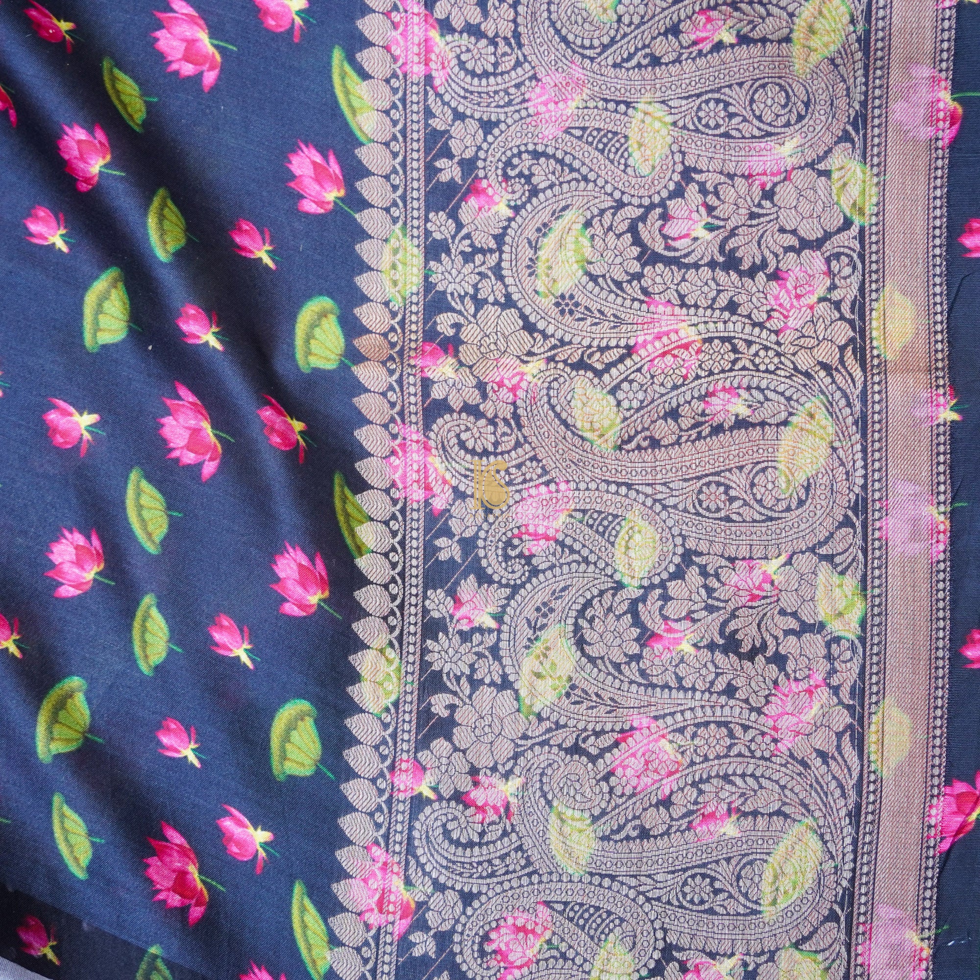 Lucky Point Organza Silk Pichwai Print Banarasi Border Saree - Khinkhwab