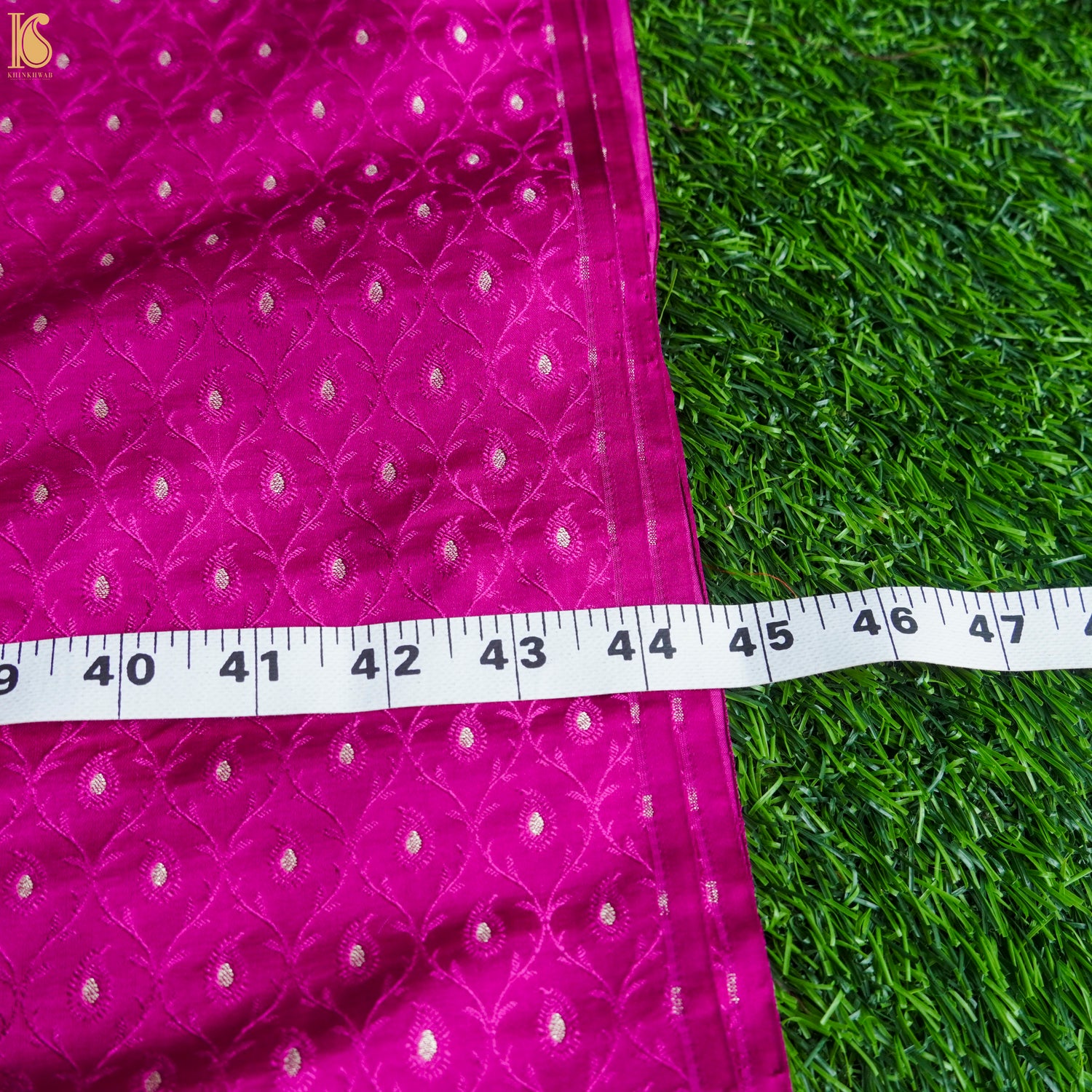 Violet Red Pure Banarasi Silk Handwoven Tanchui Kurta Fabric - Khinkhwab