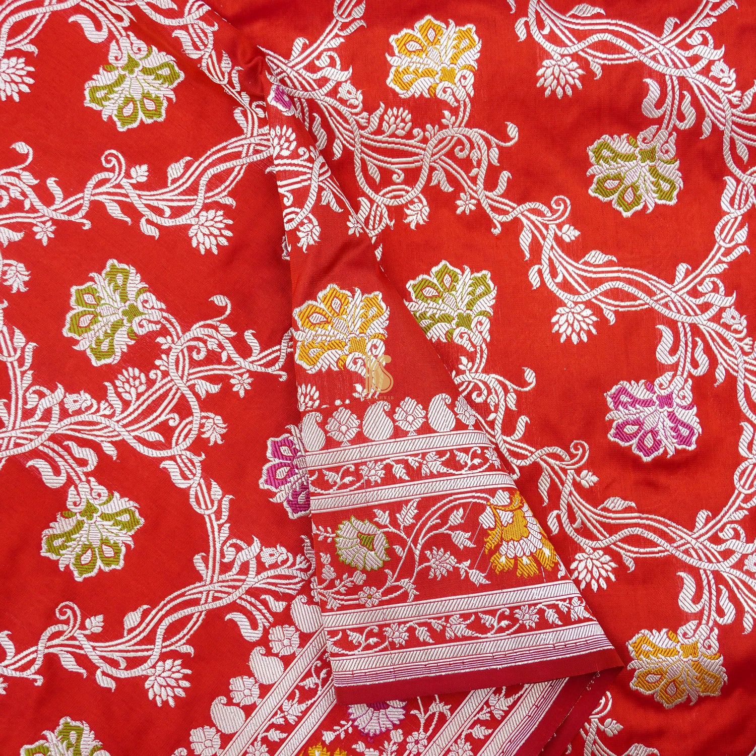 Red Handloom Katan Silk Banarasi Kadwa Jaal Saree - Khinkhwab