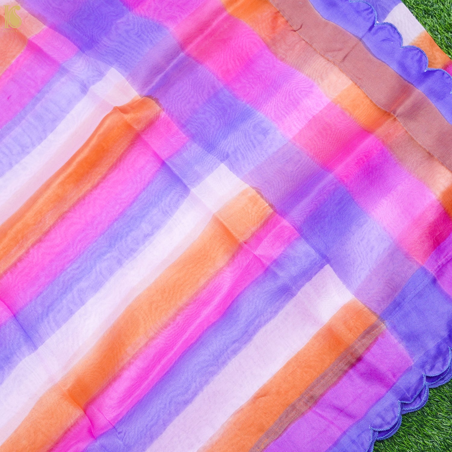 Handwoven Multicolor Organza Silk Hand Brush Saree - Khinkhwab