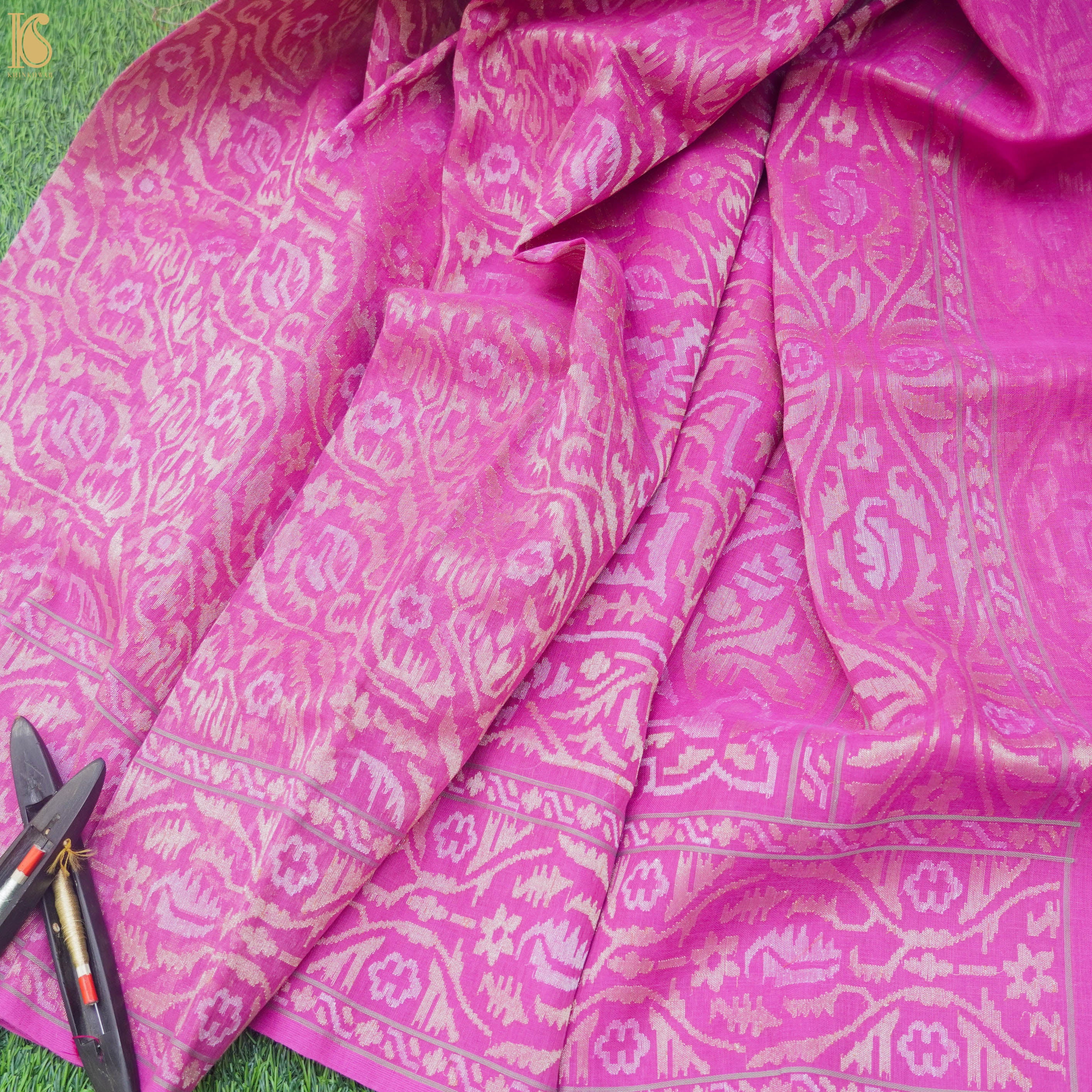 Pure Cotton Real Silver Zari Handloom Pink Banarasi Saree - Khinkhwab
