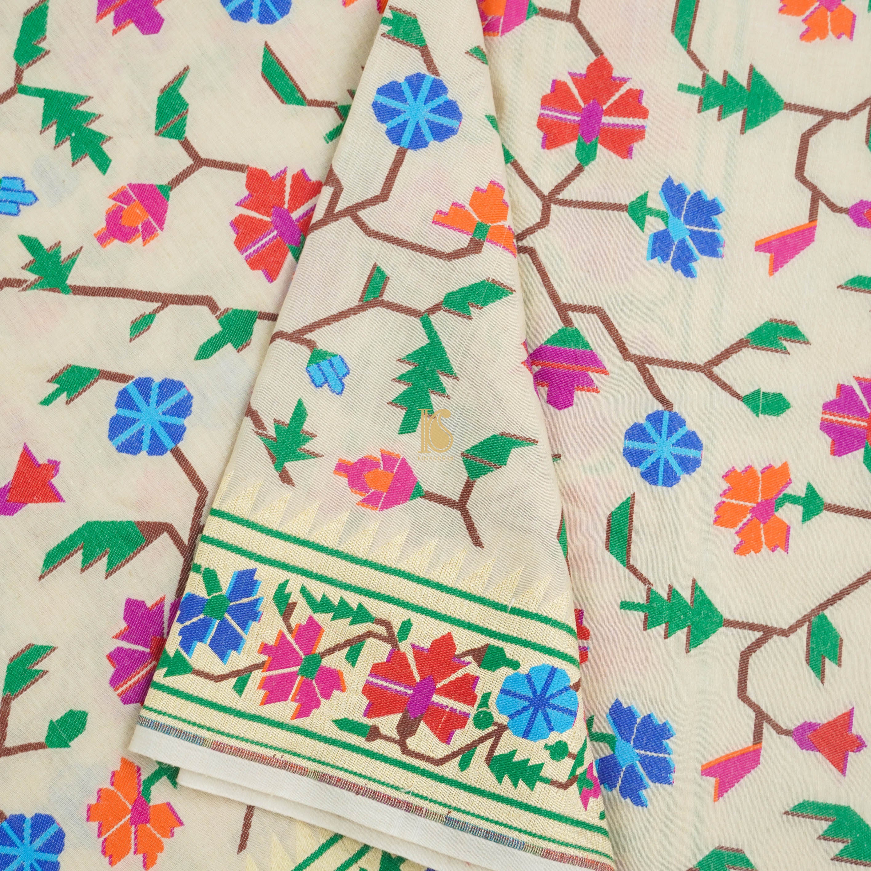 White Pure Moonga Silk Handloom Banarasi Saree - Khinkhwab