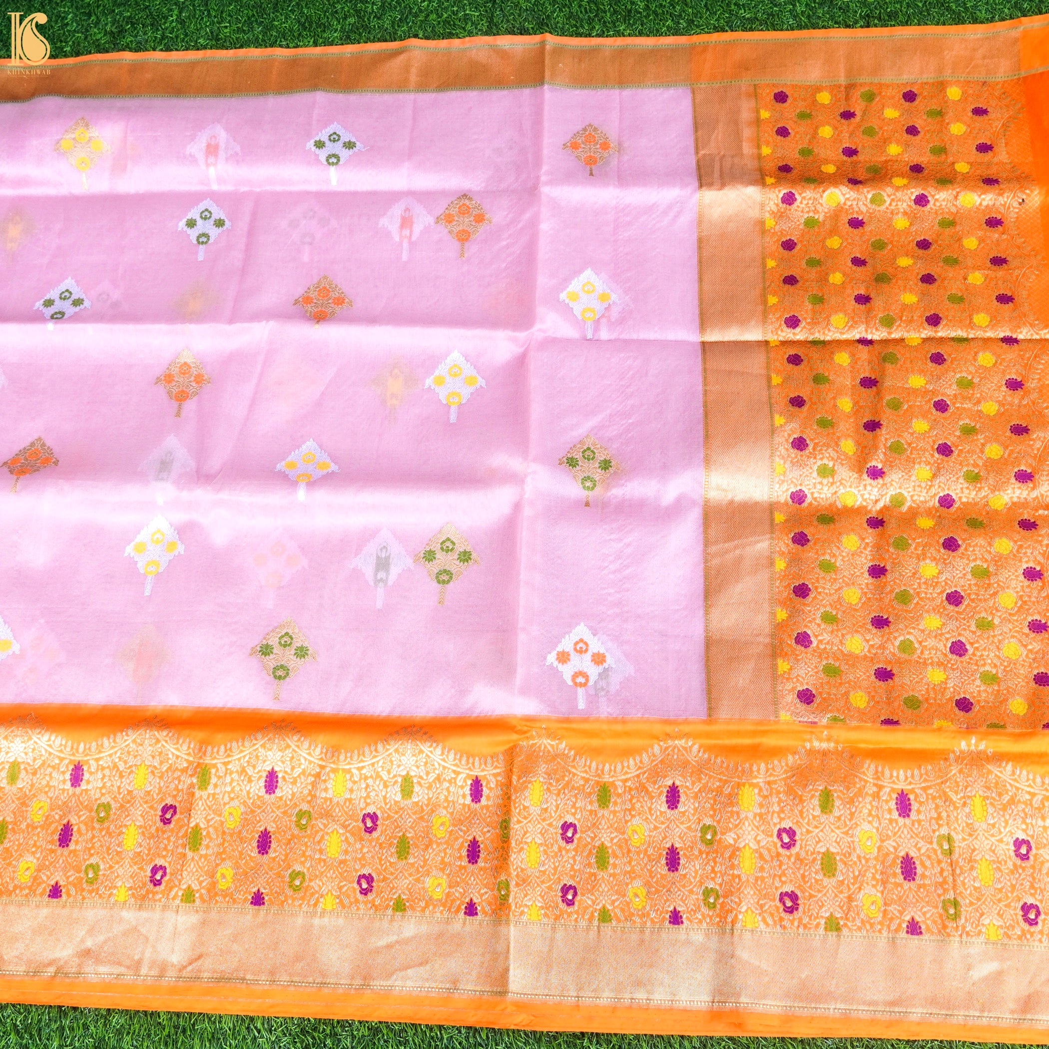 Kora Handloom Banarasi Saree with Kadwa Katan Border - Khinkhwab