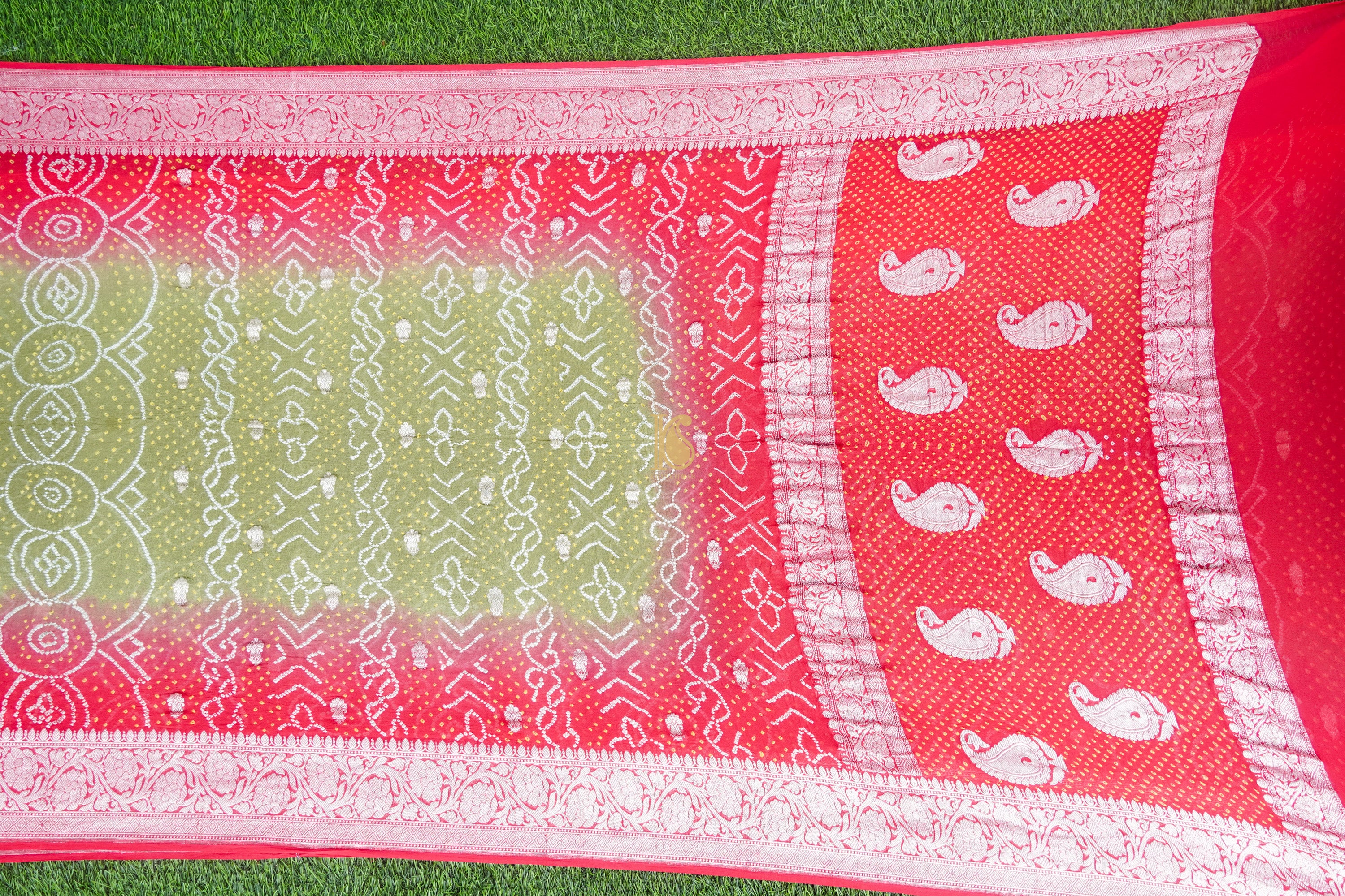 Brink Pink & Green Pure Georgette Handloom Banarasi Bandhani Saree - Khinkhwab