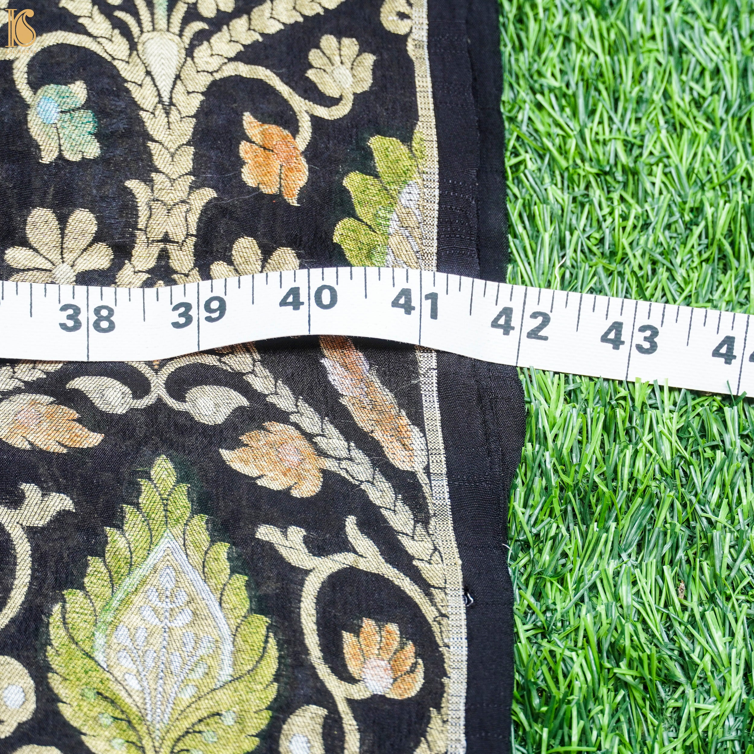 Black Pure Georgette Handloom Banarasi Fabric - Khinkhwab
