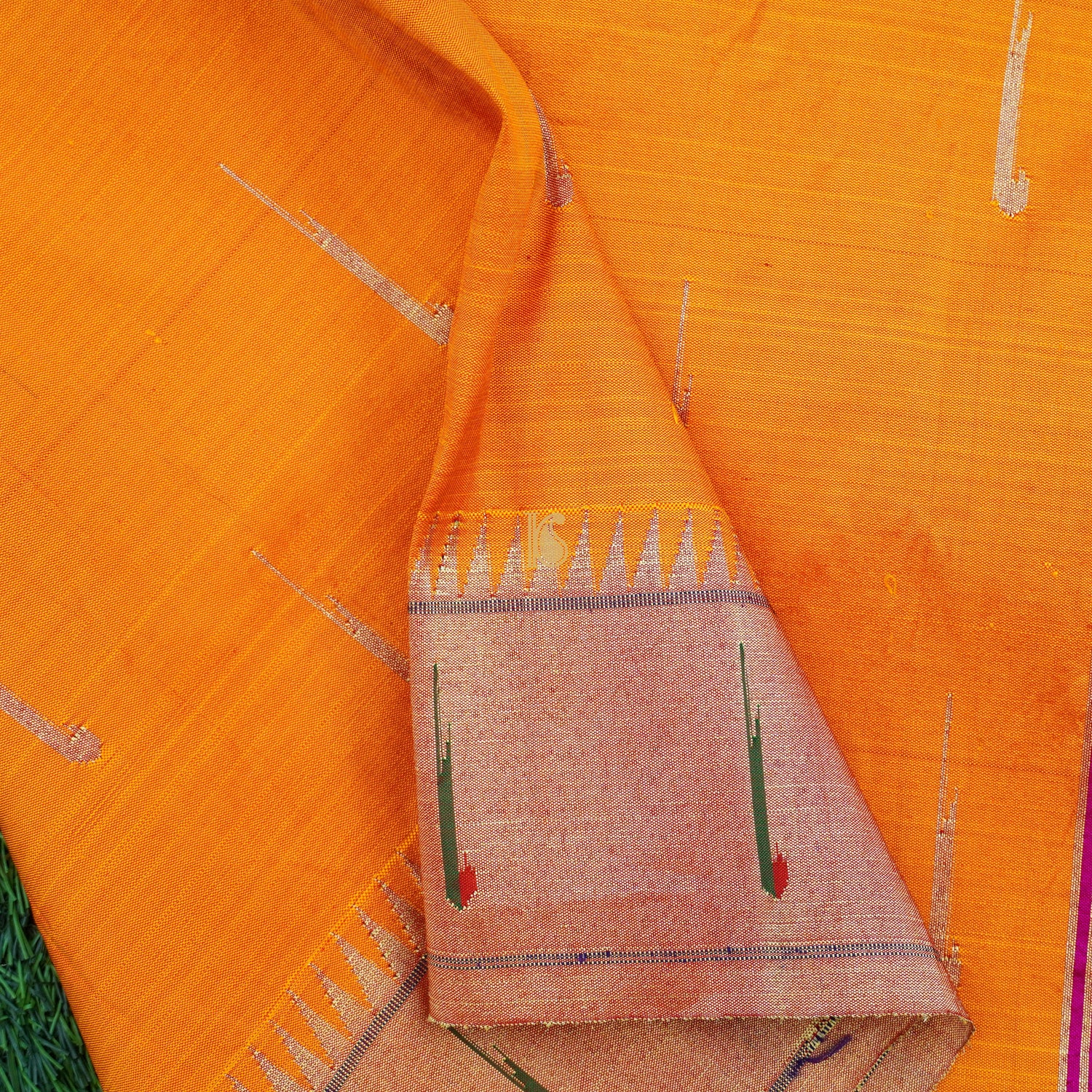 Orange Pure Silk Handwoven Paithani Saree with Muniya Border - Khinkhwab