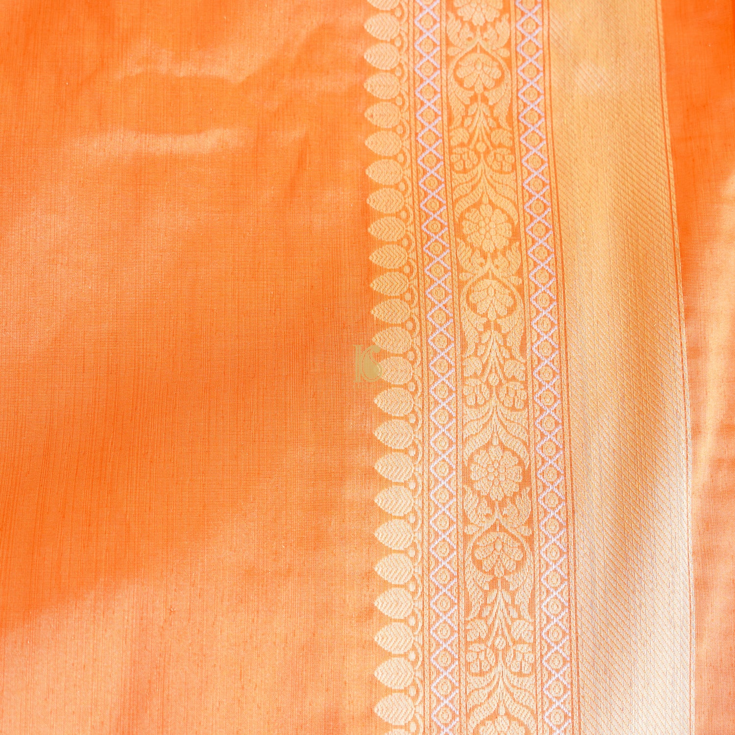 Pumpkin Orange Pure Katan Silk Handloom Kadwa Banarasi Saree - Khinkhwab