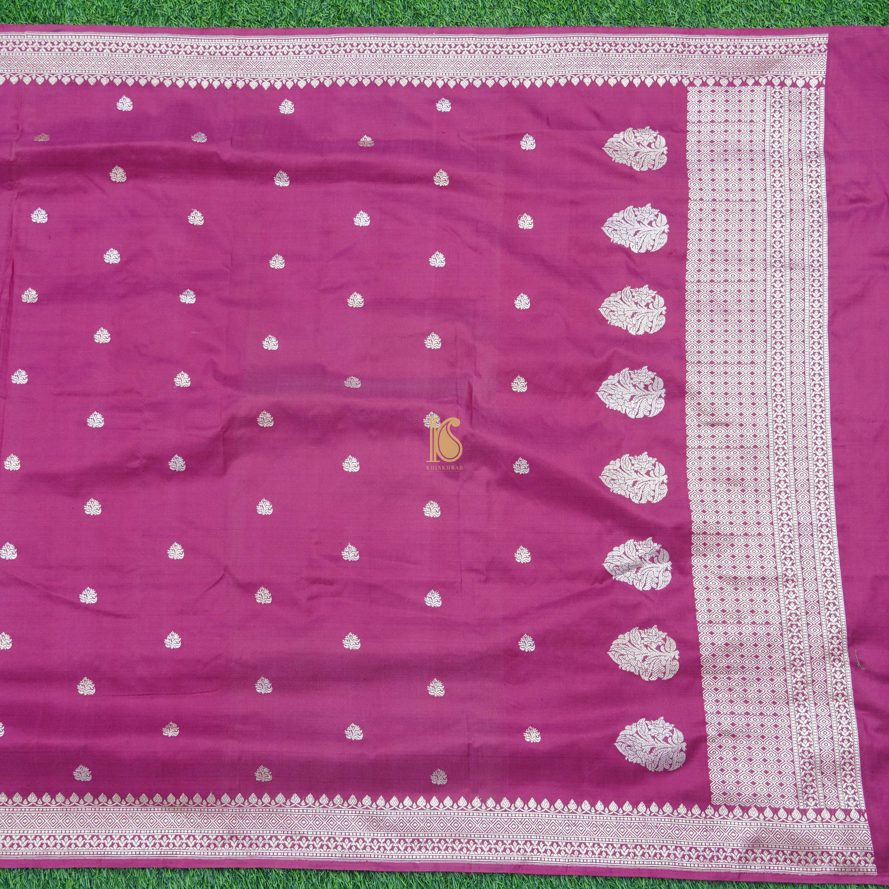 Mehroon Handwoven Katan Silk Kadwa Banarasi Suit Set - Khinkhwab