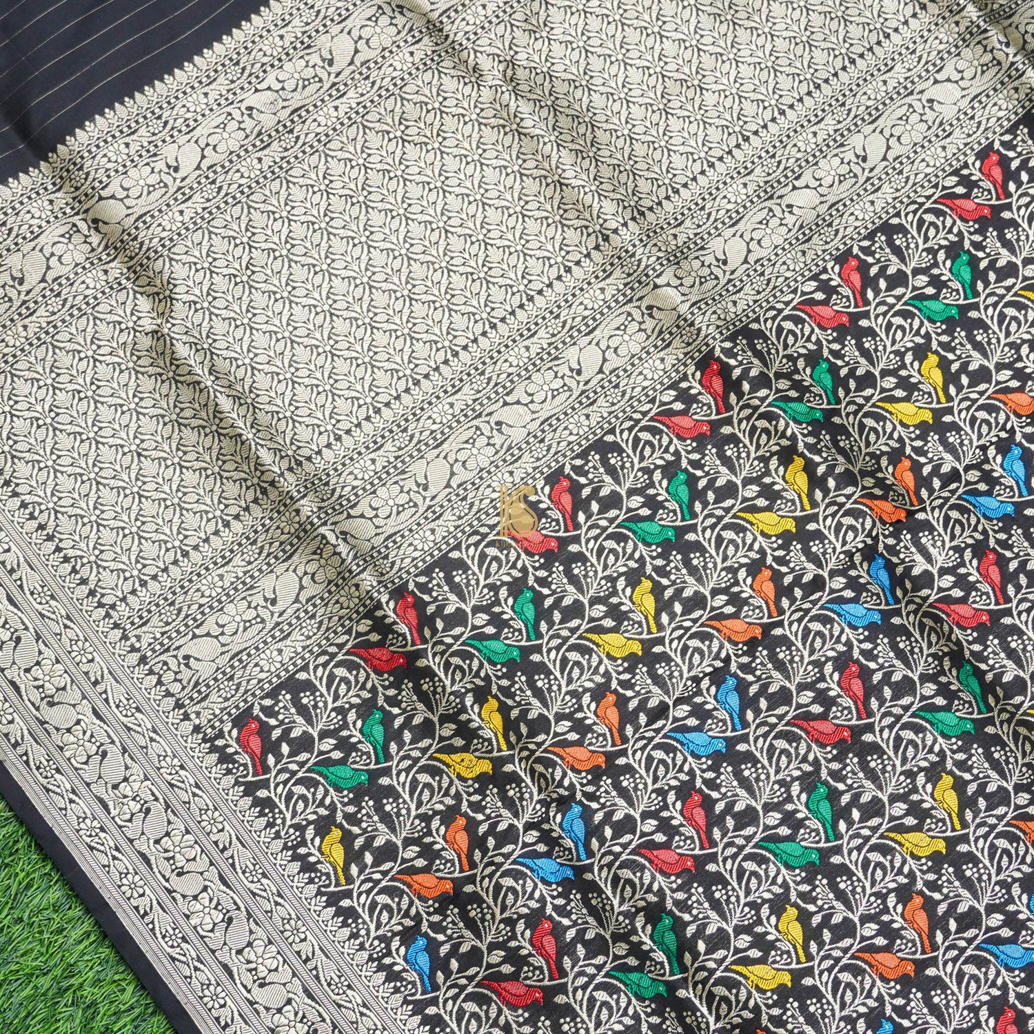 Black Pure Katan Silk Handwoven Banarasi Jaal Bird Dupatta - Khinkhwab
