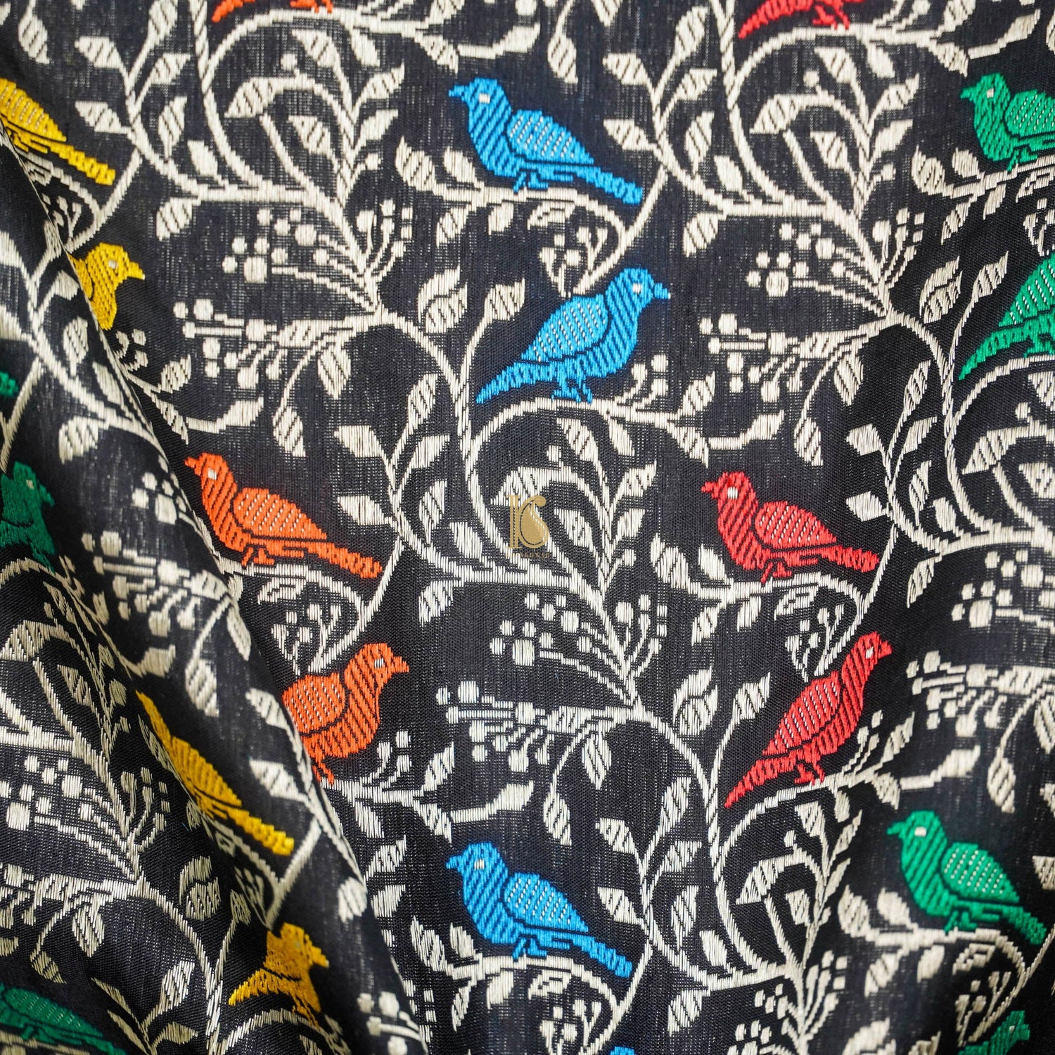 Black Pure Katan Silk Handwoven Banarasi Jaal Bird Dupatta - Khinkhwab