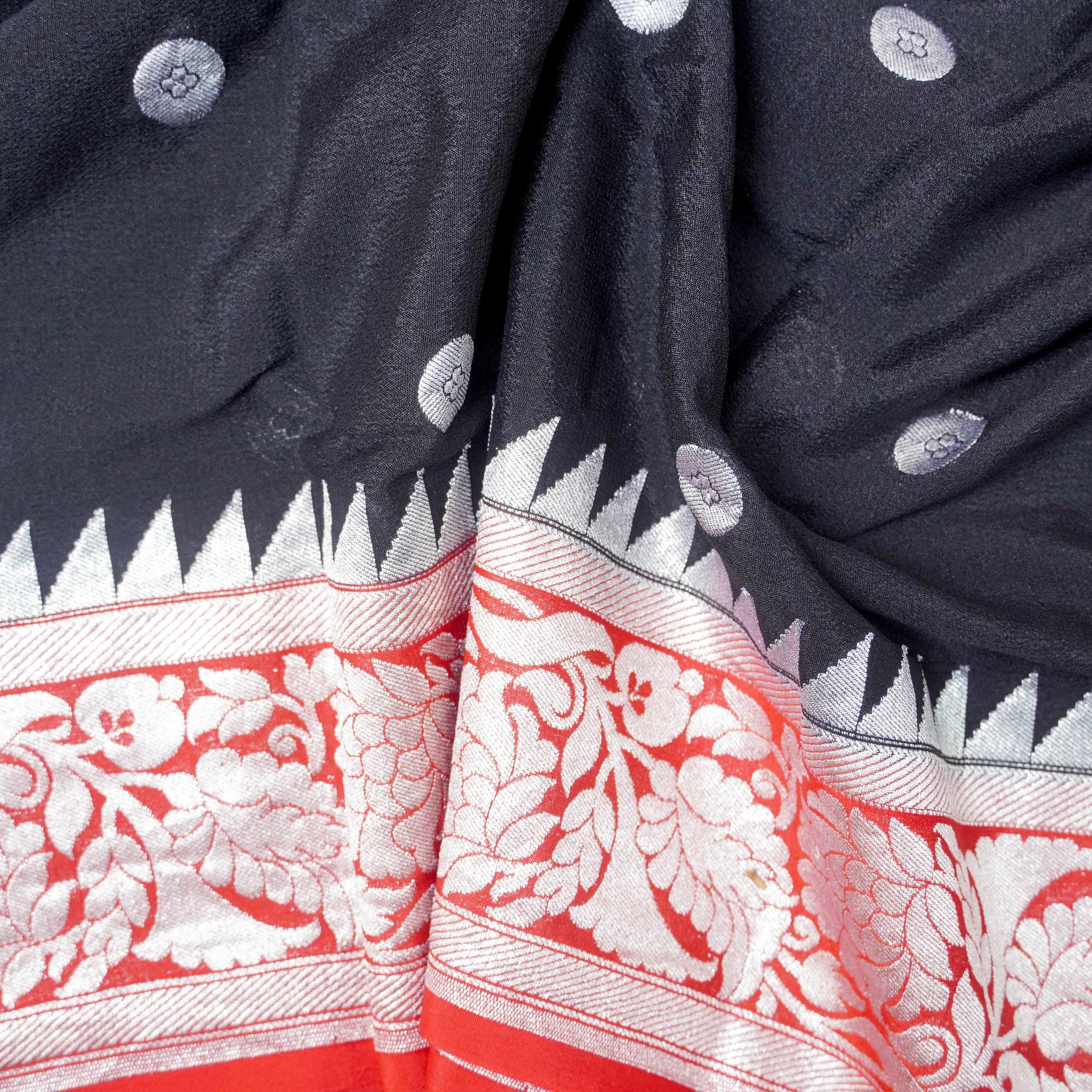 Black & Red Pure Georgette Handloom Banarasi Dupatta - Khinkhwab