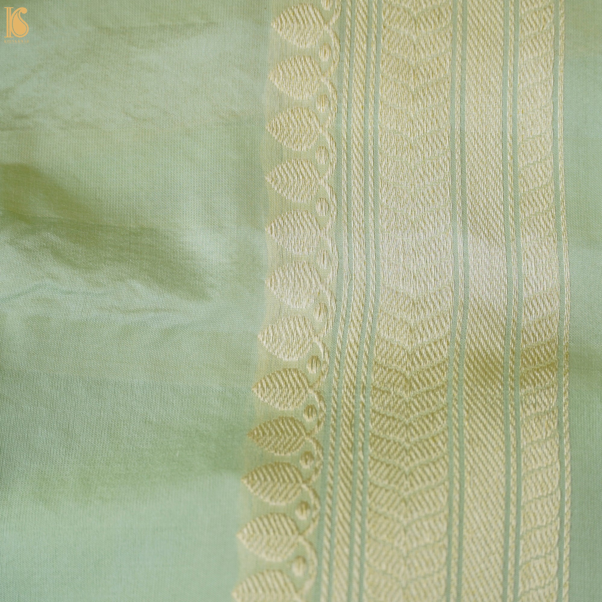 Meteorite Blue Kora Handloom Banarasi Saree with Green Katan Border - Khinkhwab