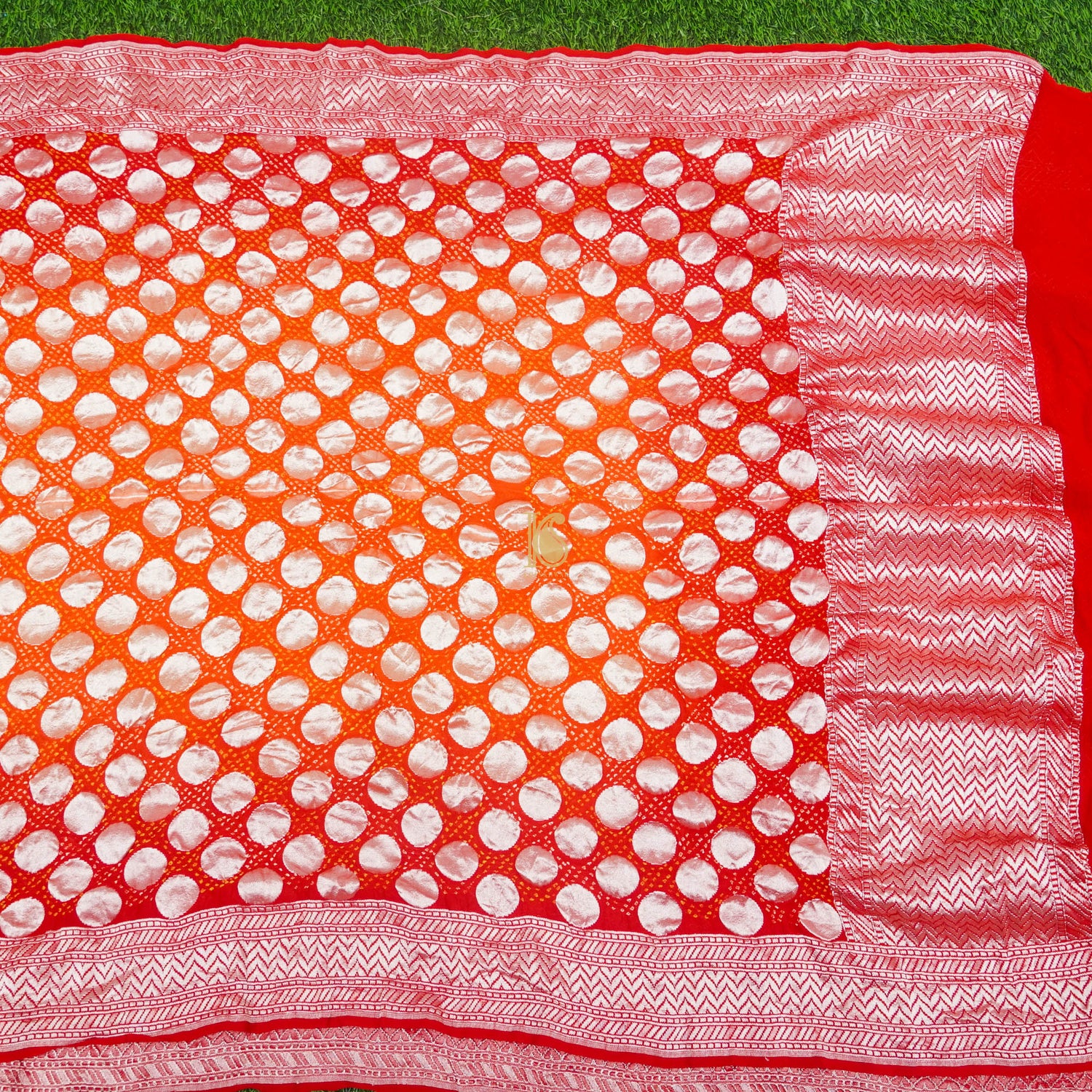 Red & Orange Georgette Handloom Banarasi Bandhani Circle Dupatta - Khinkhwab