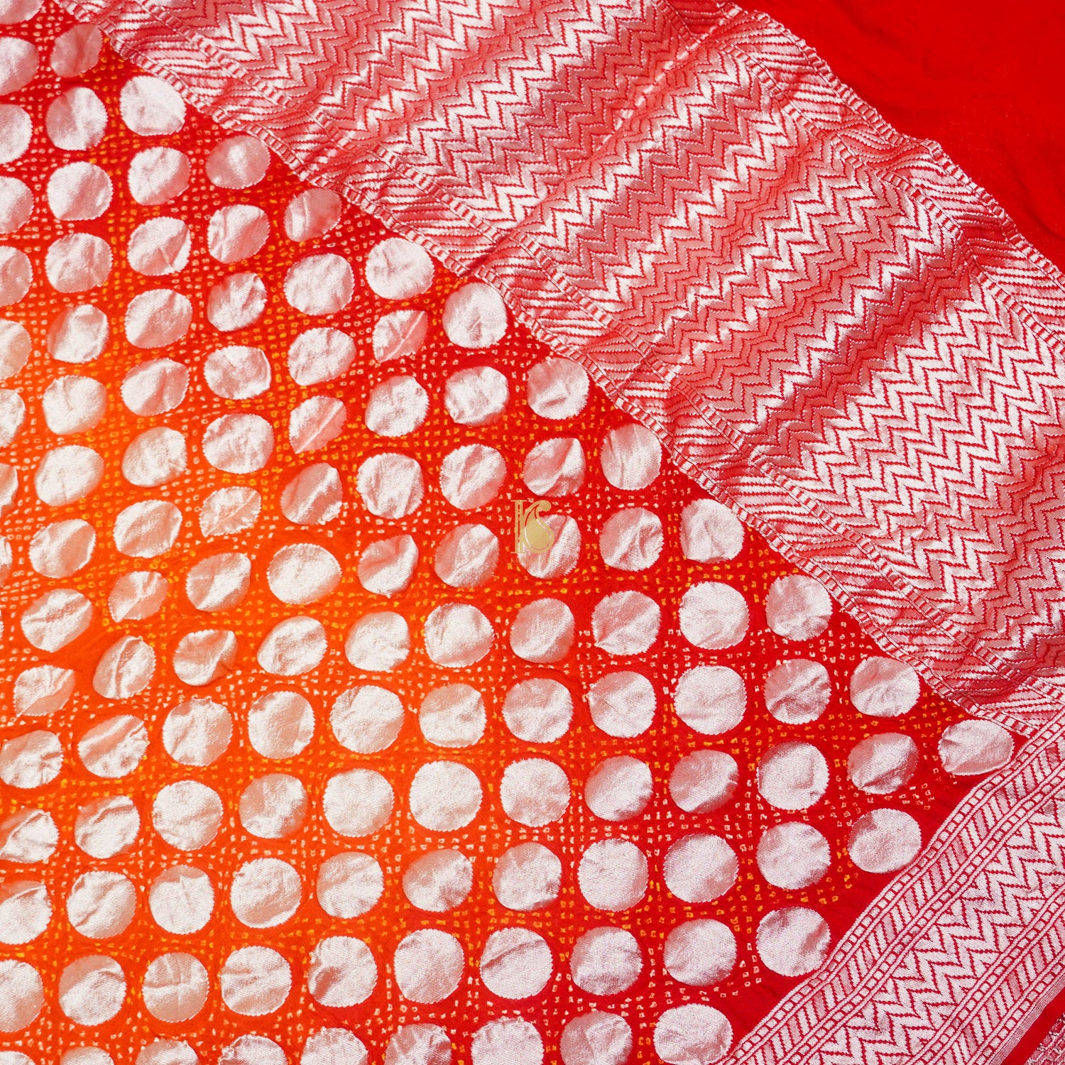 Red & Orange Georgette Handloom Banarasi Bandhani Circle Dupatta - Khinkhwab