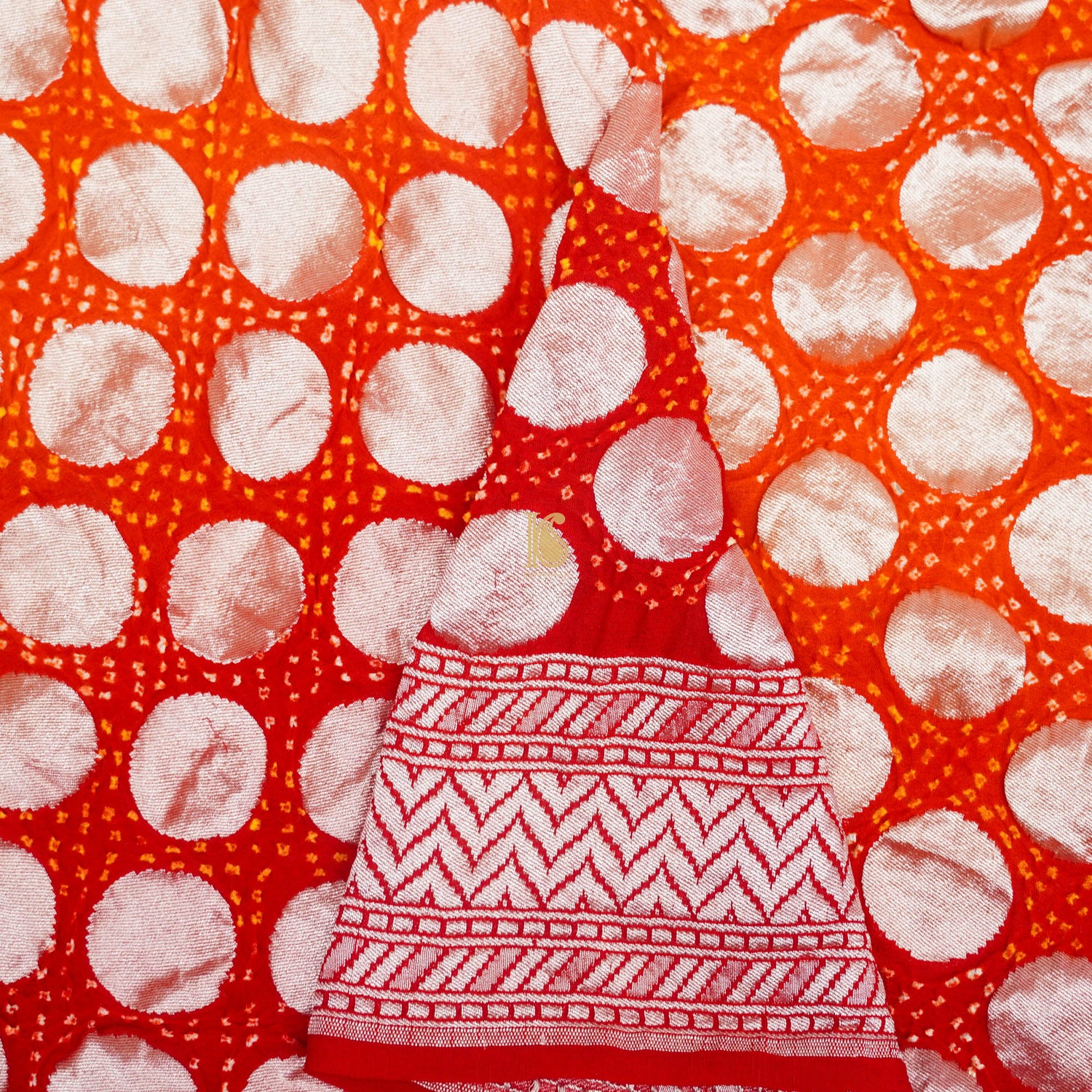 Red & Orange Georgette Handloom Banarasi Bandhani Circle Dupatta - Khinkhwab