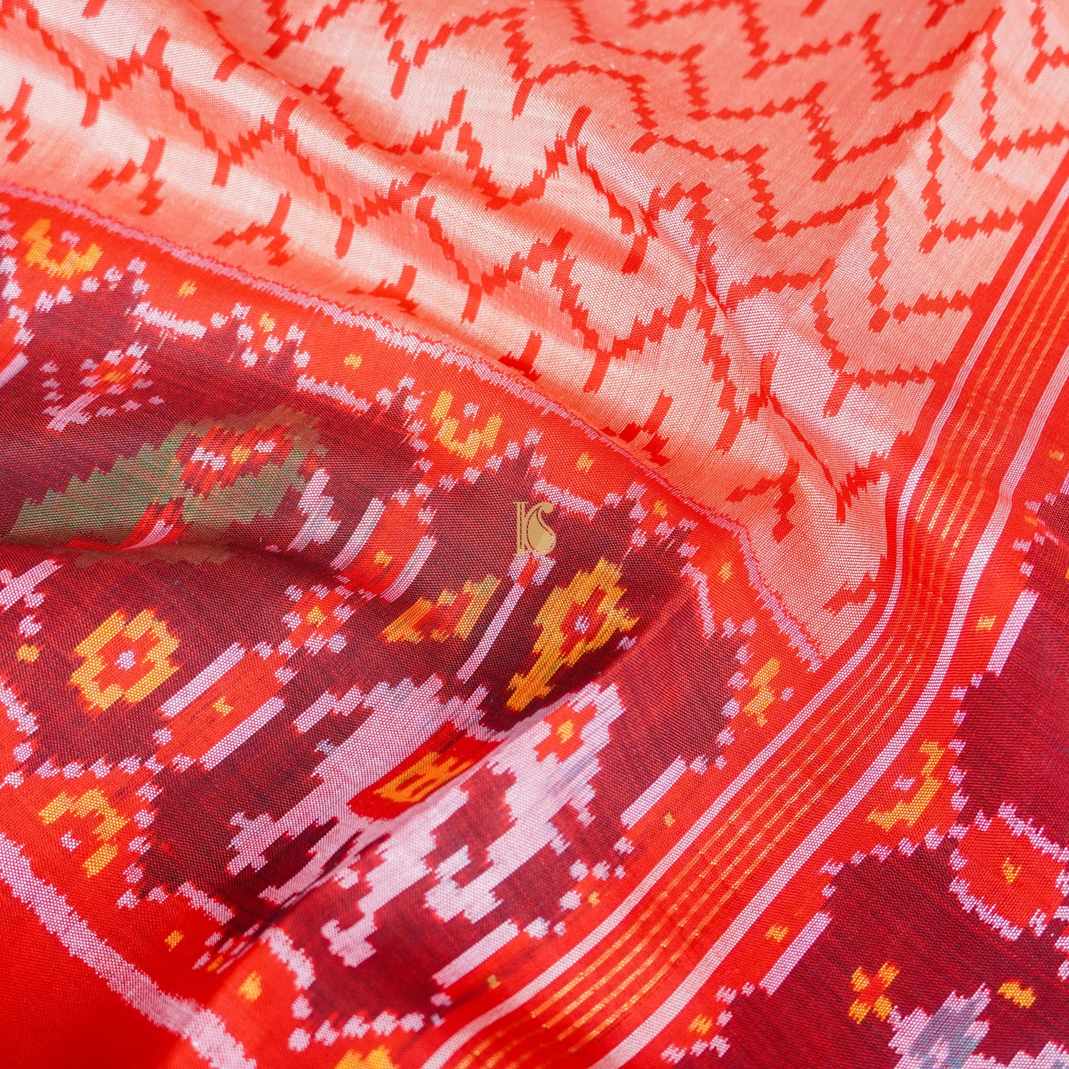Salmon Pink Pure Silk Handloom Single Ikkat Semi Patan Patola Saree - Khinkhwab