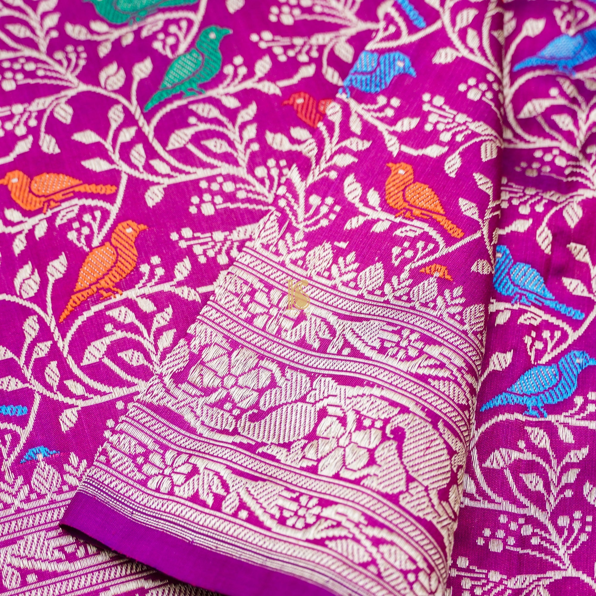Violet Red Pure Katan Silk Handwoven Banarasi Jaal Bird Dupatta - Khinkhwab