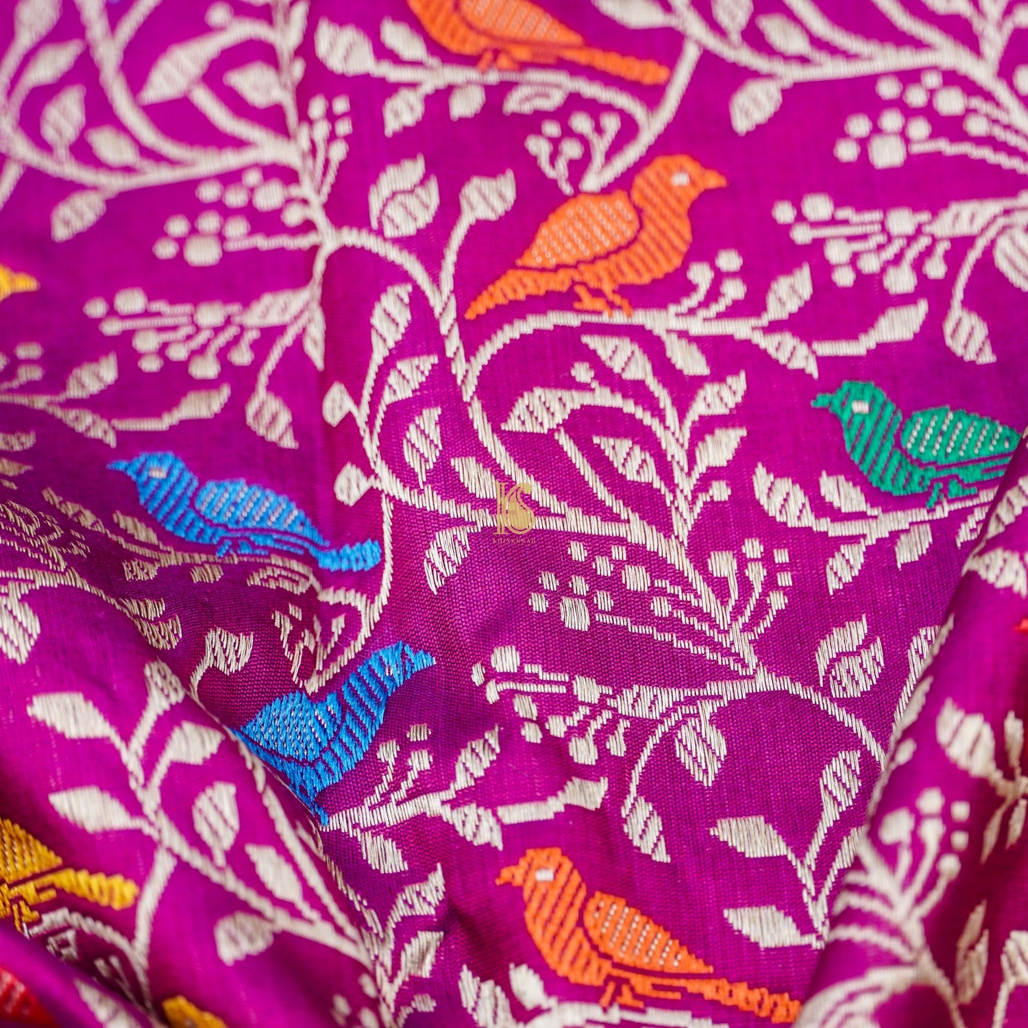 Violet Red Pure Katan Silk Handwoven Banarasi Jaal Bird Dupatta - Khinkhwab