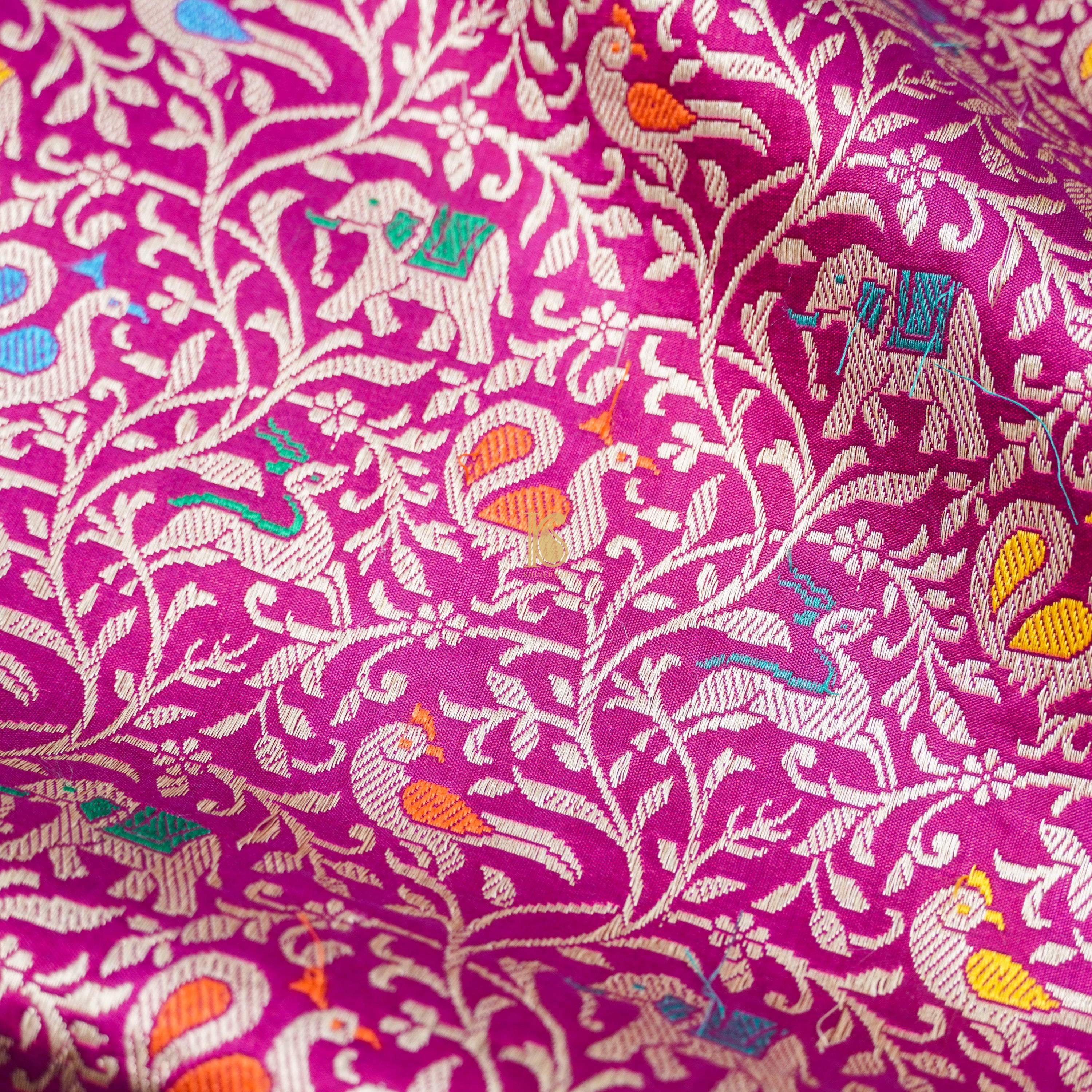 Handloom Katan Silk Violet Red Banarasi Shikargah Saree - Khinkhwab