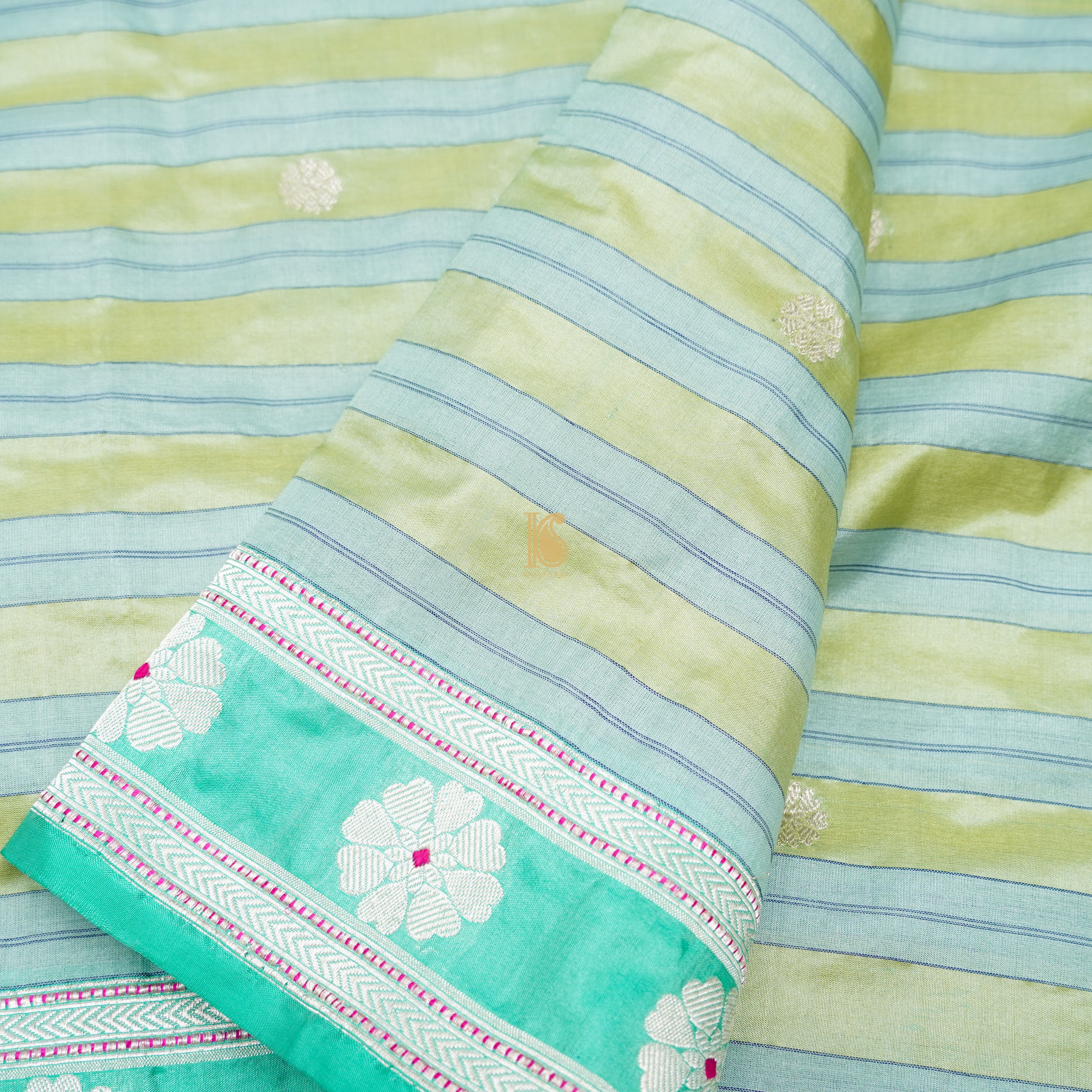 Handwoven Turquoise Blue Pure Kora Mashru Silk Banarasi Saree - Khinkhwab