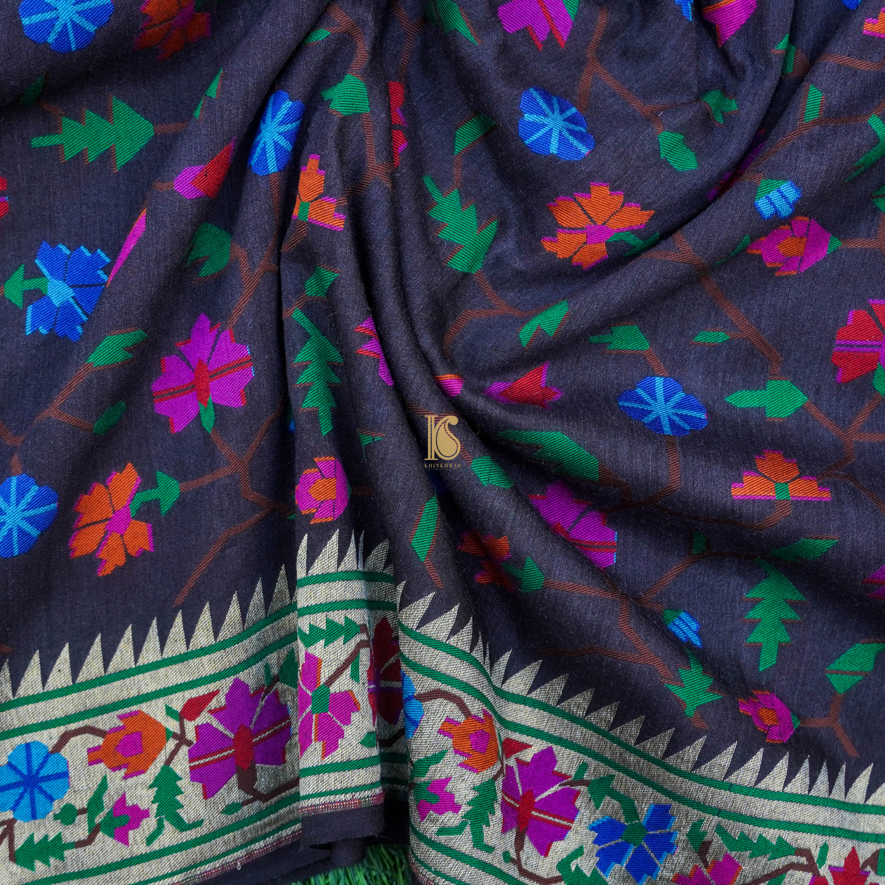 Black Pure Moonga Silk Handloom Banarasi Saree - Khinkhwab