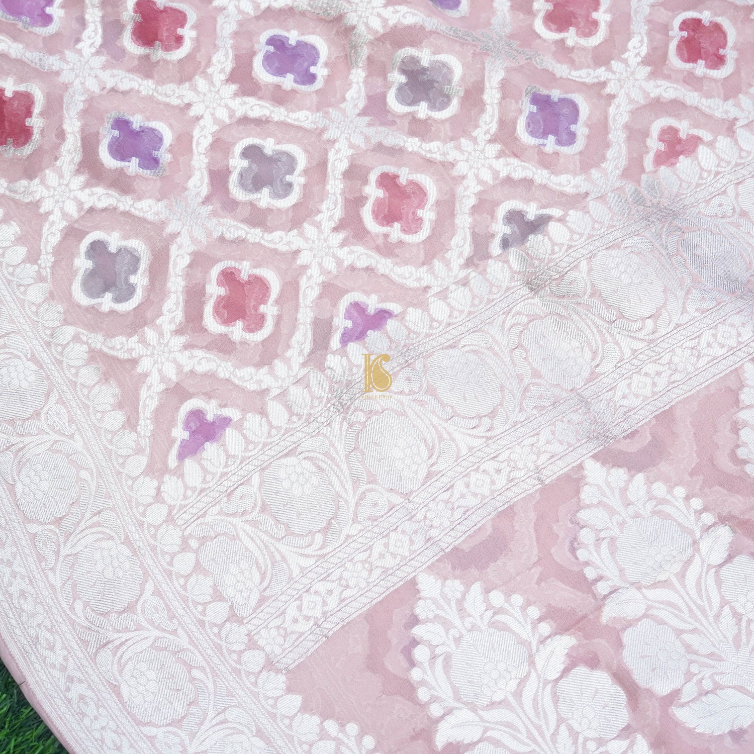 Pure Georgette Banarasi Honeycomb Saree - Khinkhwab