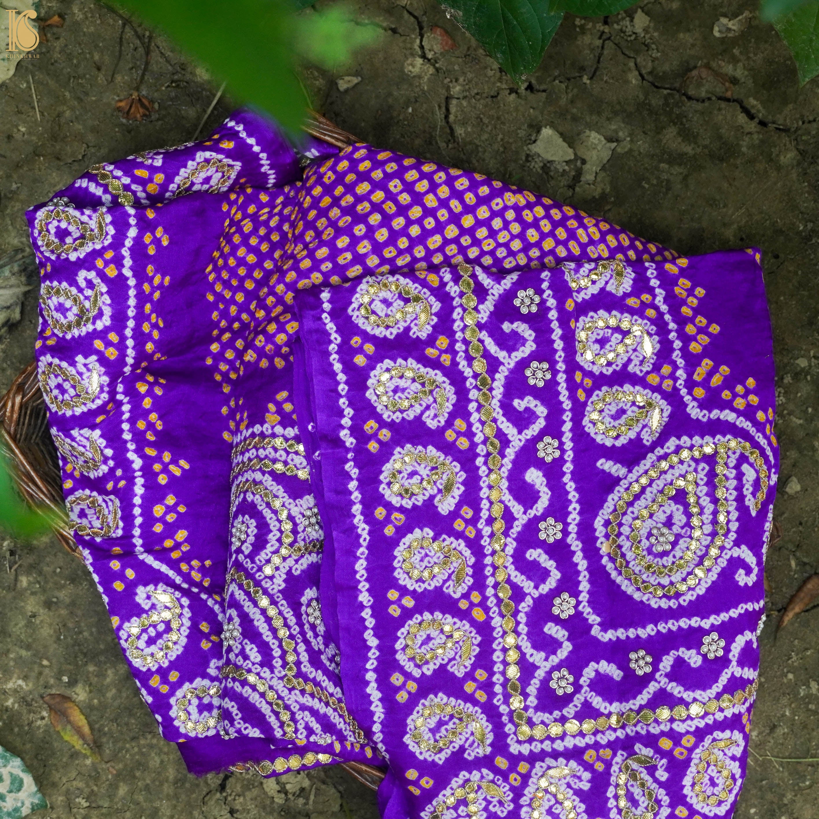 Purple Gajji Silk Handloom Bandhani Gotta Patti Dupatta - Khinkhwab